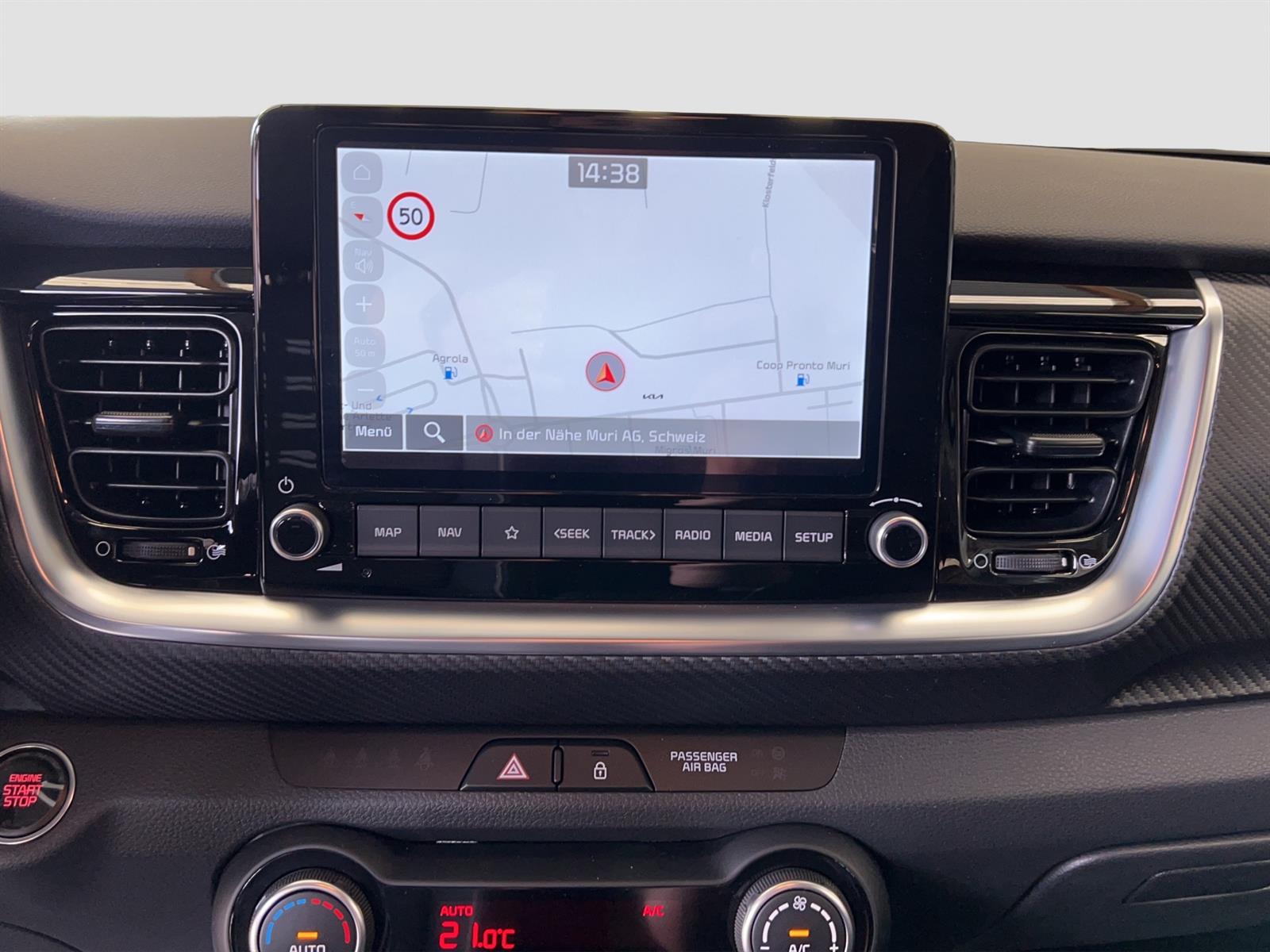 KIA Stonic 1.0 T-GDi MHEV GT-Line-image-11