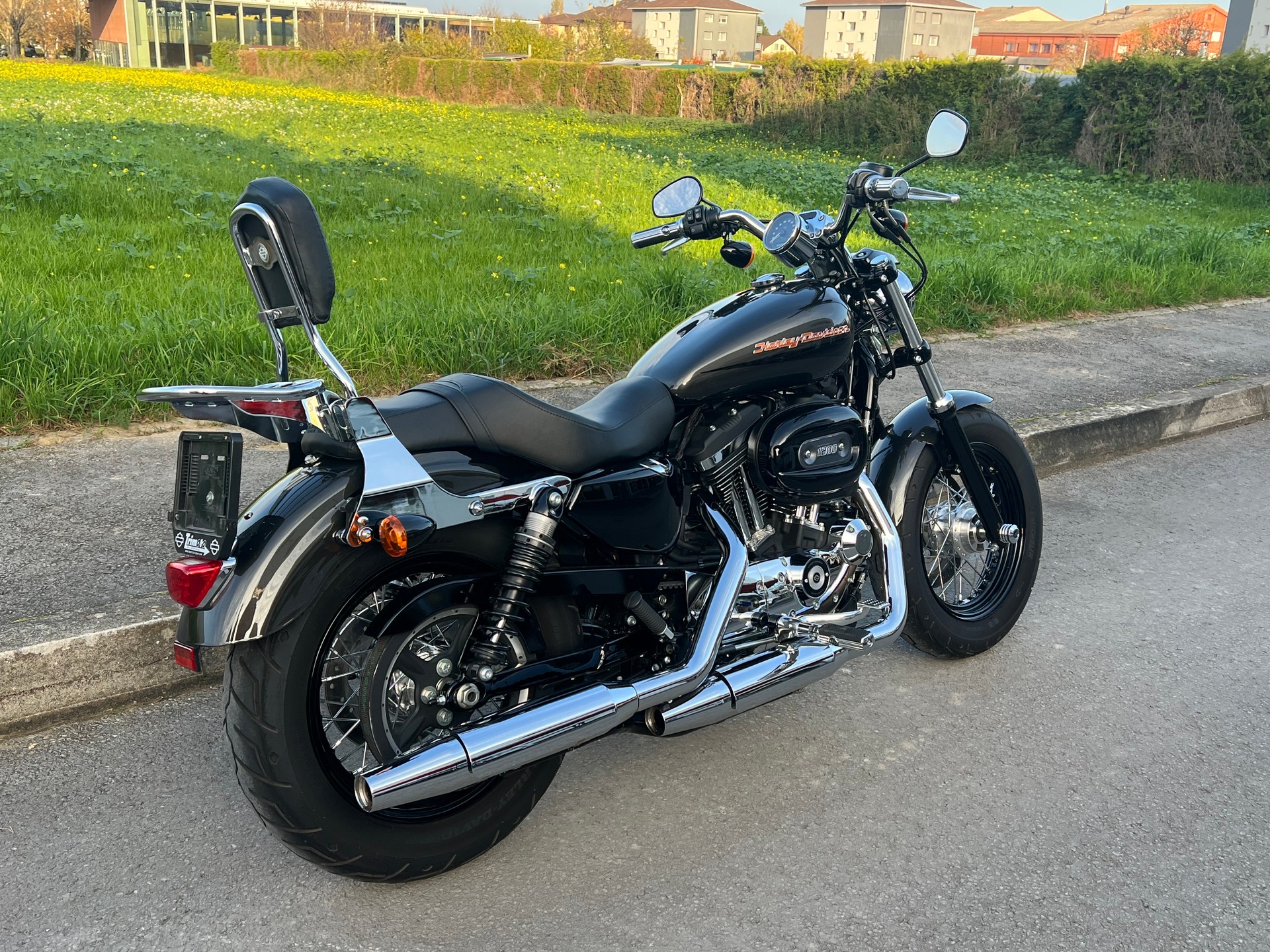 HARLEY-DAVIDSON XL 1200 C Sportster Custom ABS-image-2