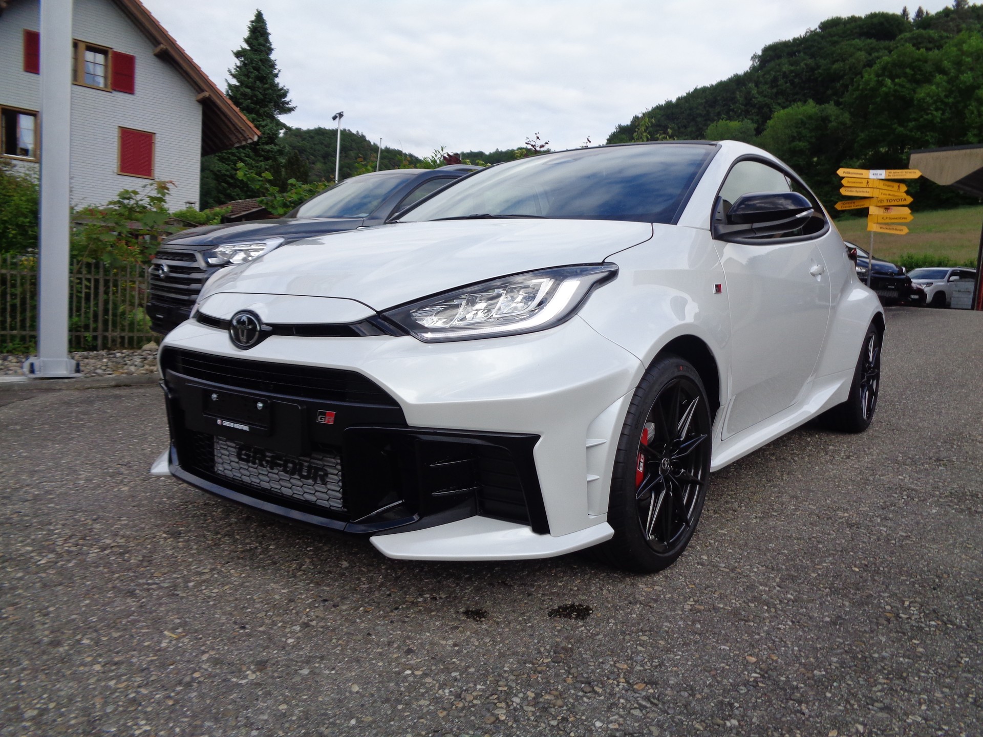 TOYOTA Yaris 1.6 GR Sport
