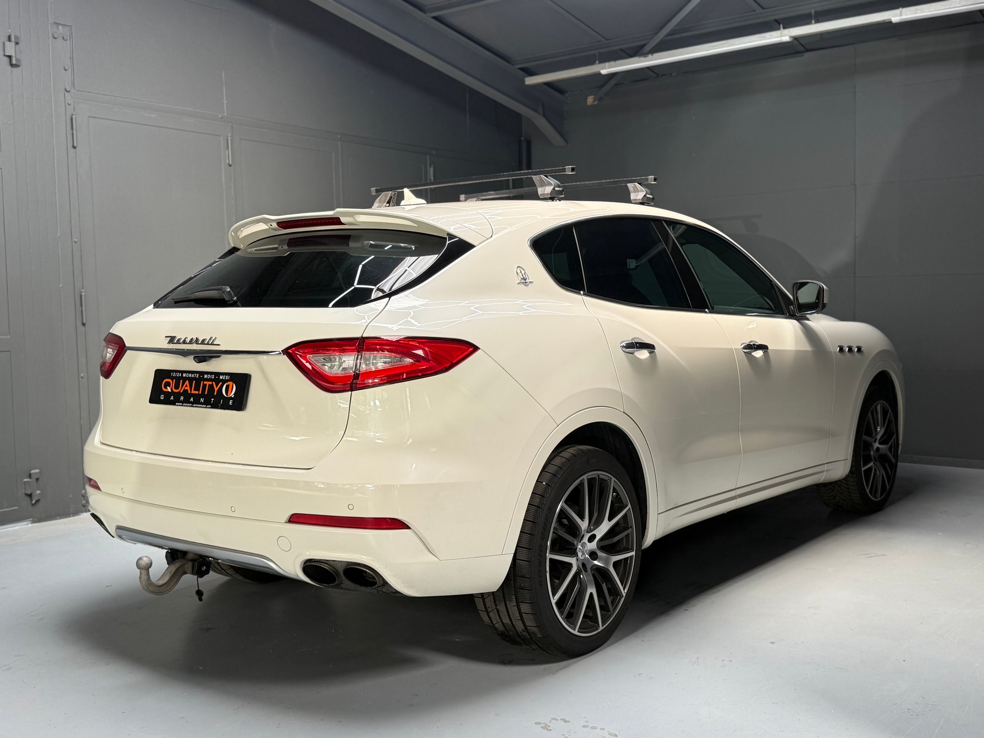 MASERATI Levante S 3.0 V6 GranSport Automatica-image-9