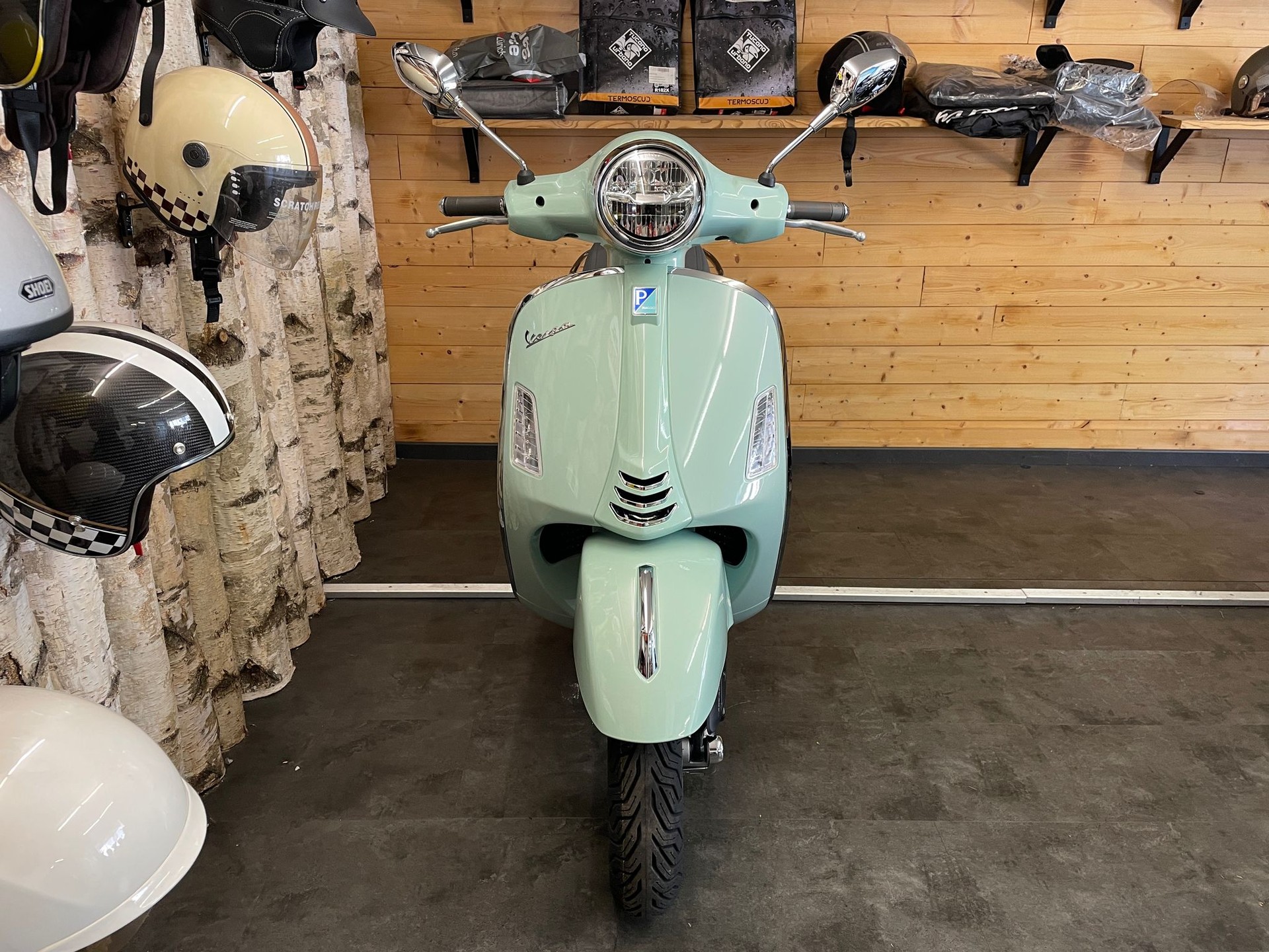 PIAGGIO Vespa GTS 310 E5+-image-2