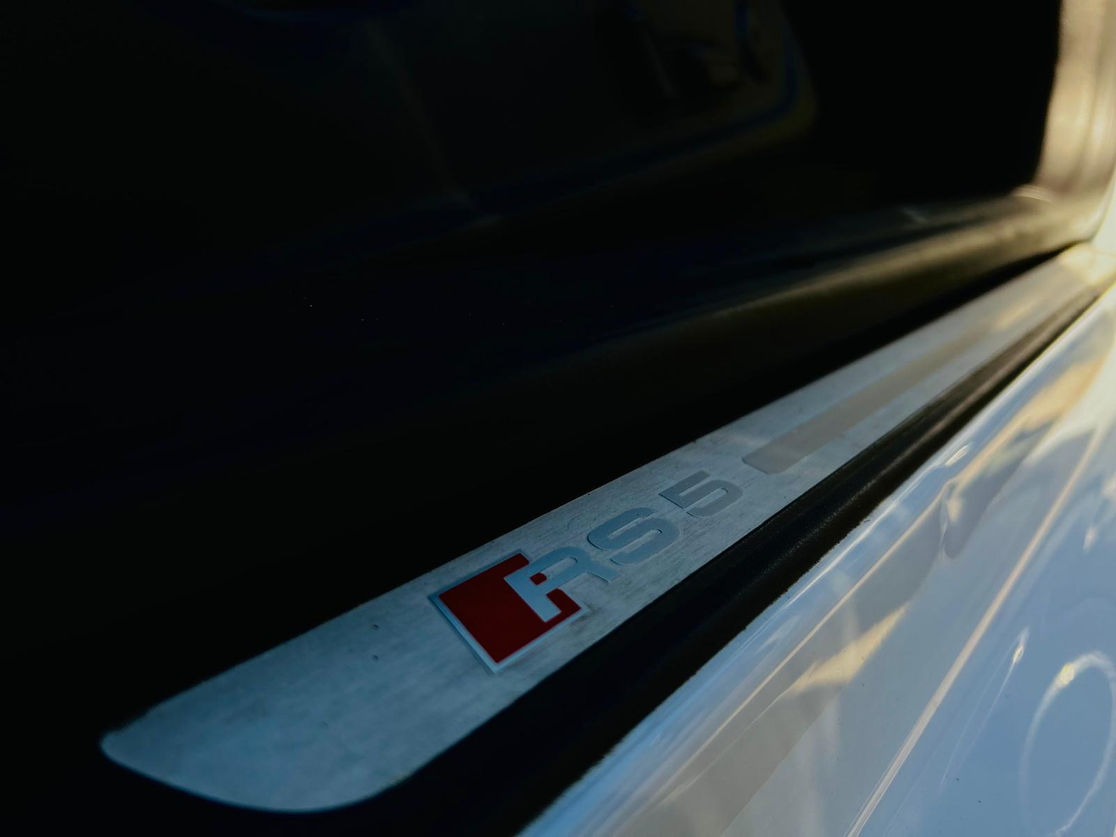AUDI RS5 Coupé 4.2 FSI quattro S-tronic-image-25
