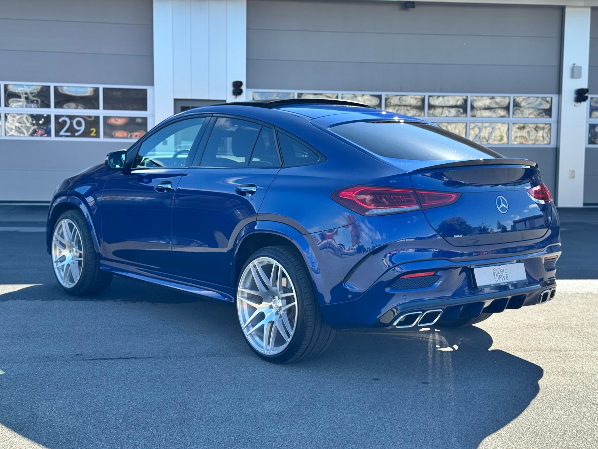 MERCEDES-BENZ GLE Coupé 350 d 4Matic+ 9G-Tronic-showroom-element-3