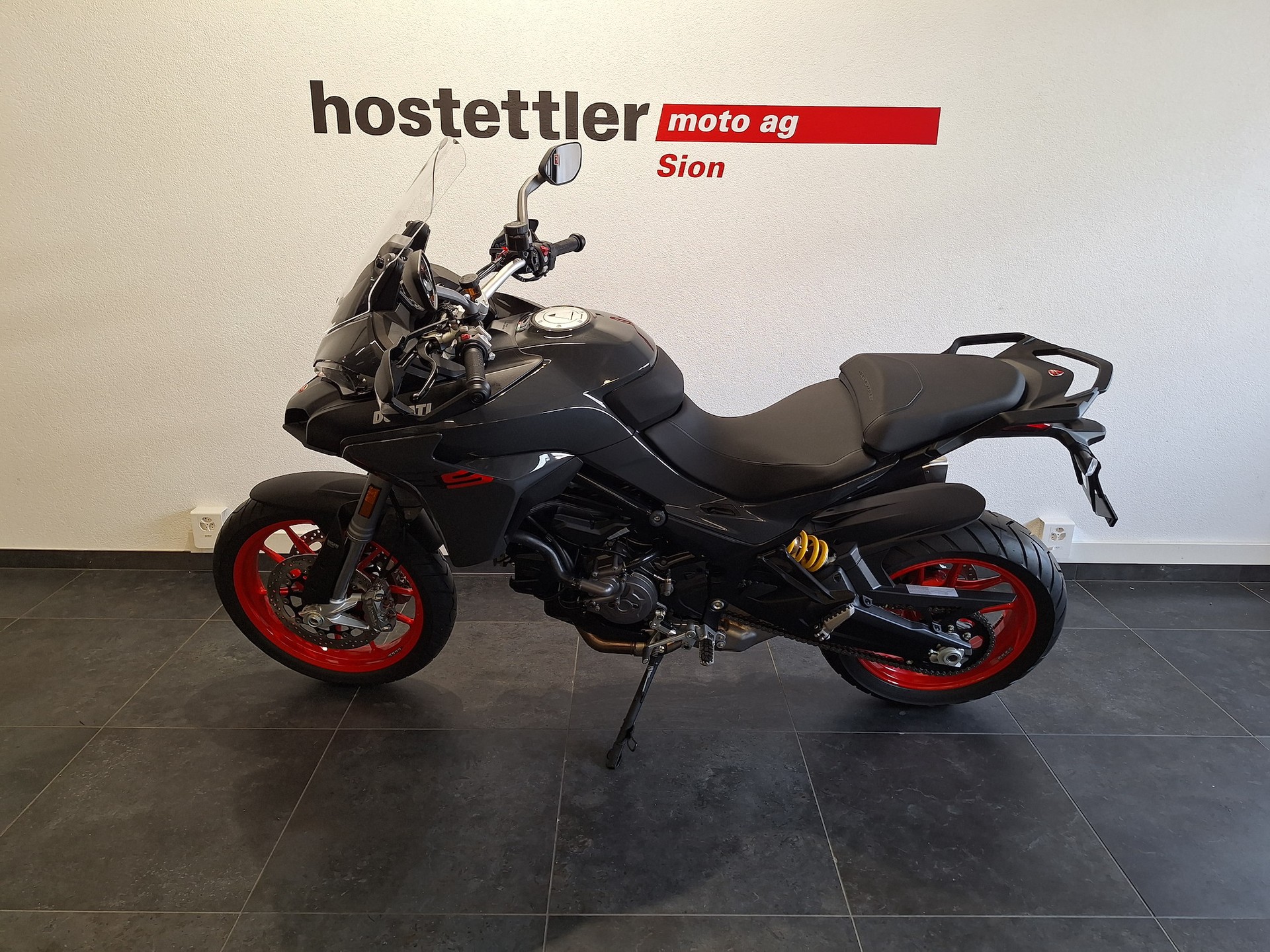 DUCATI Multistrada V2 S-image-3