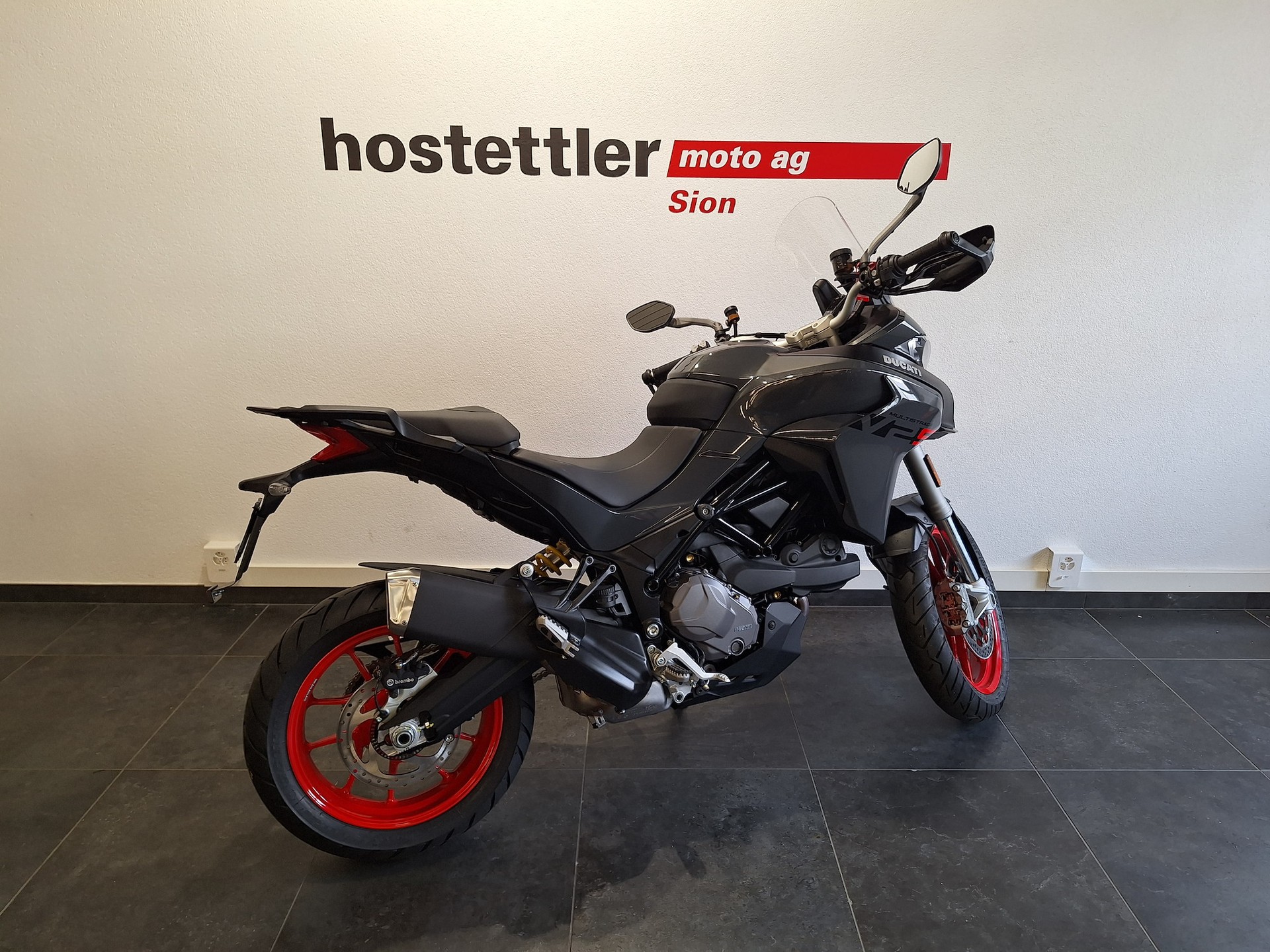 DUCATI Multistrada V2 S-image-2