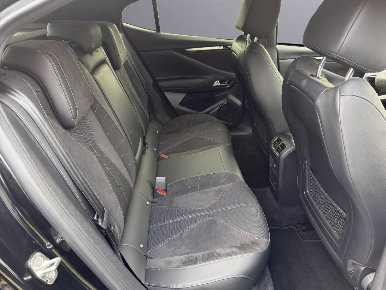 DS AUTOMOBILES DS4 1.6 E-Tense Ligne Noire-image-10