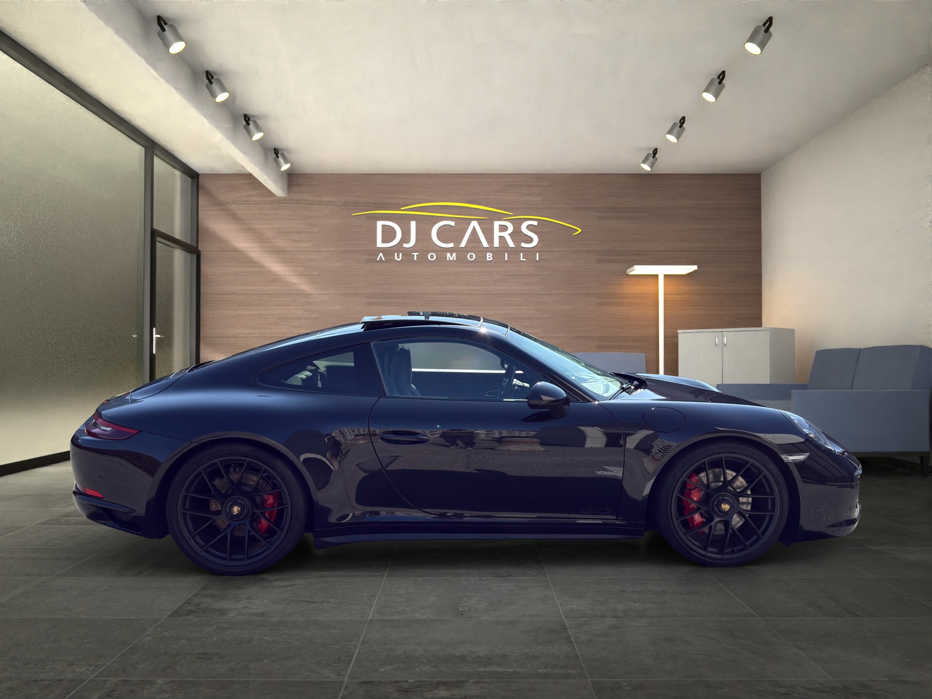 PORSCHE 911 Carrera 4 GTS PDK-image-4