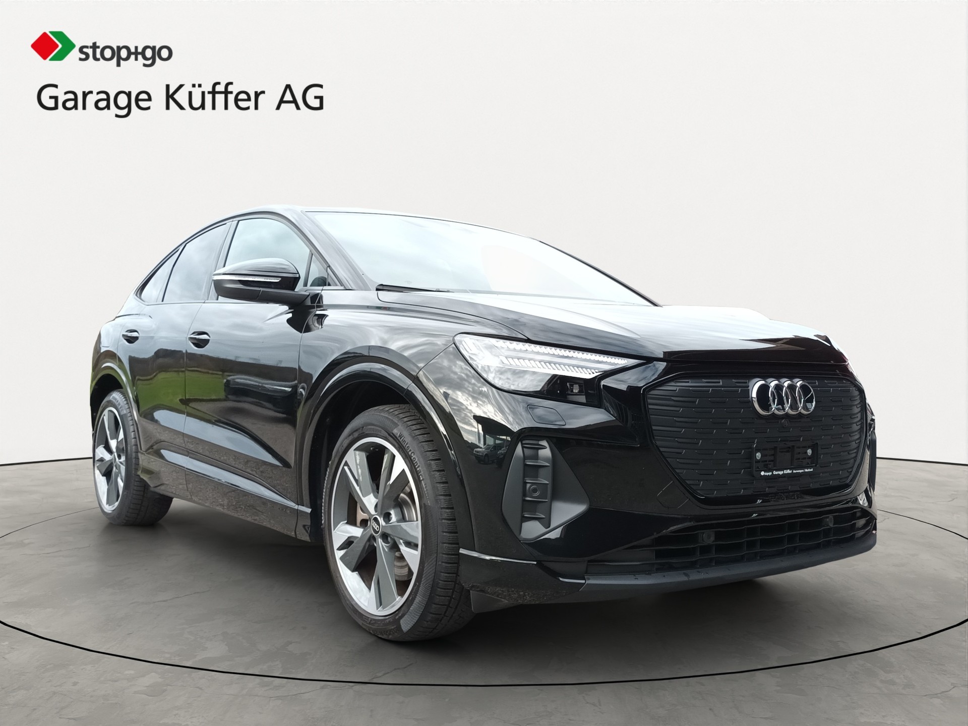 AUDI Q4 Sportback e-tron 50 quattro-showroom-element-2