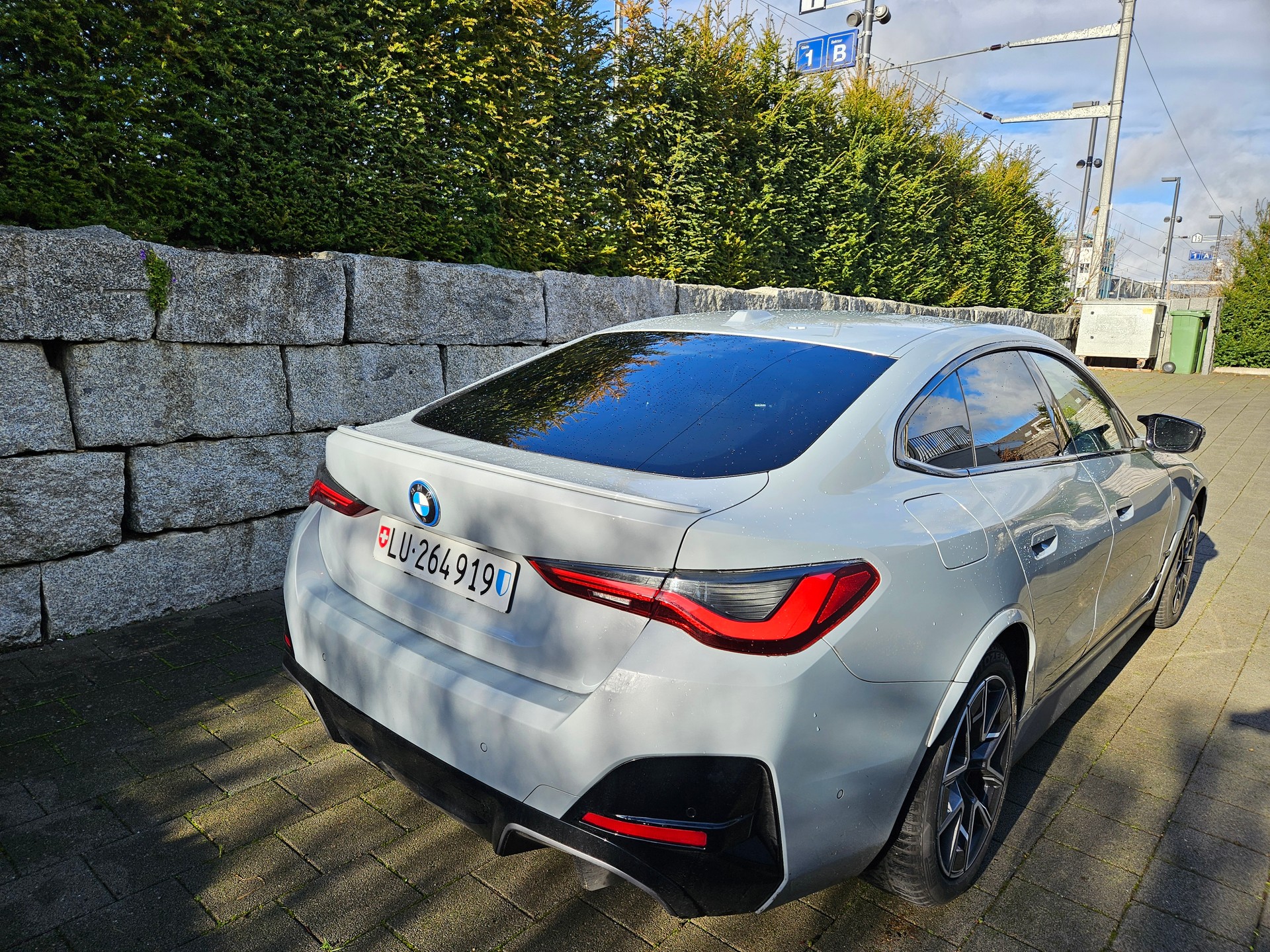 BMW i4 M50-image-4