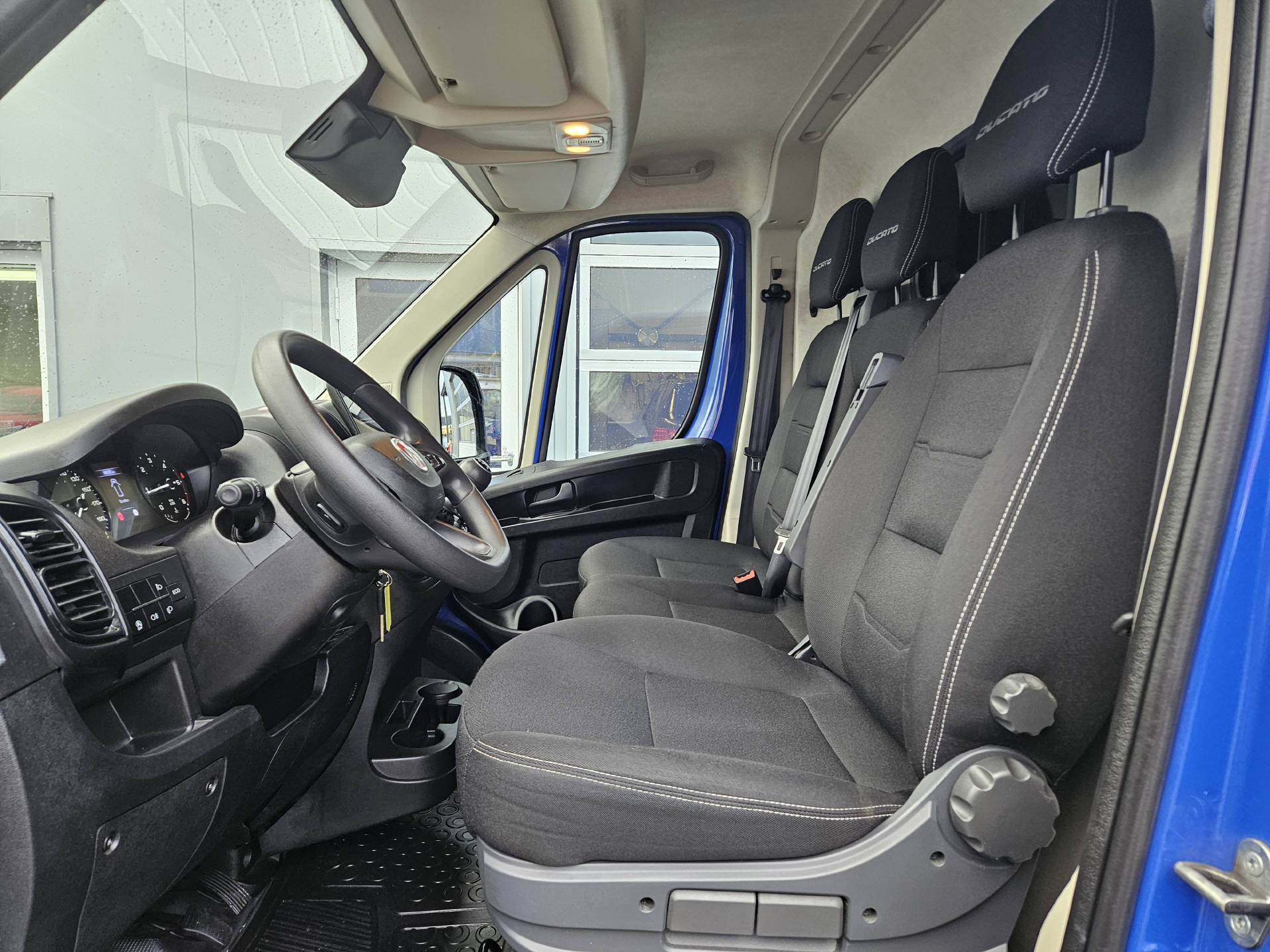 FIAT Ducato 290 35 Kaw. 4035 H2 2.2 L4H2 * Klimaautomat * Rückfahrkamera *-image-9