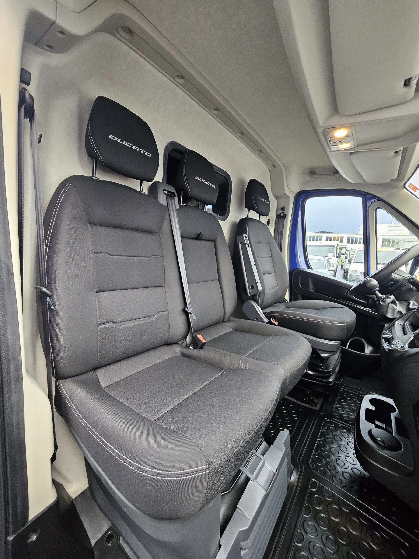 FIAT Ducato 290 35 Kaw. 4035 H2 2.2 L4H2 * Klimaautomat * Rückfahrkamera *-image-14