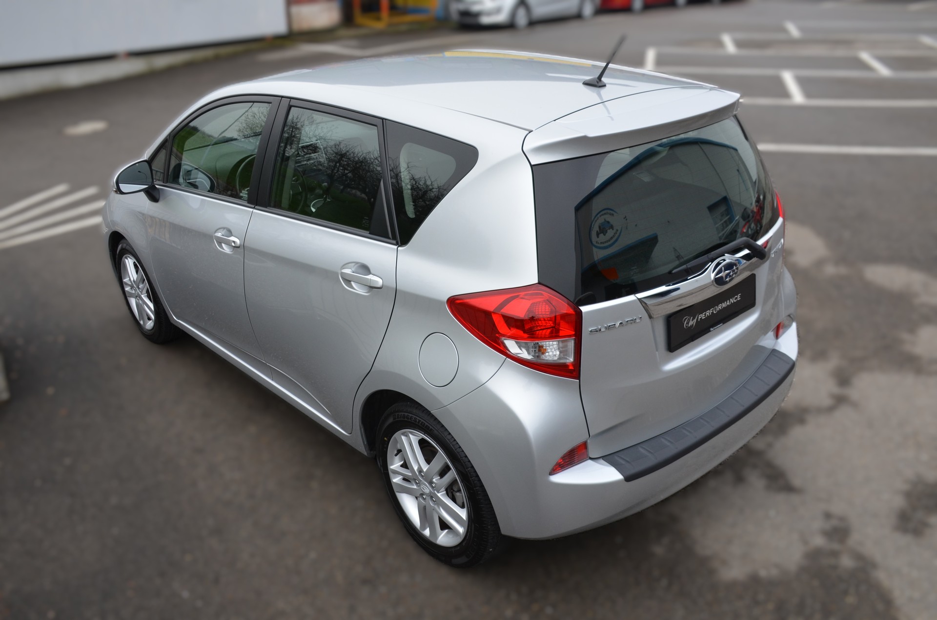 SUBARU Trezia 1.4D Swiss Automatic-image-6
