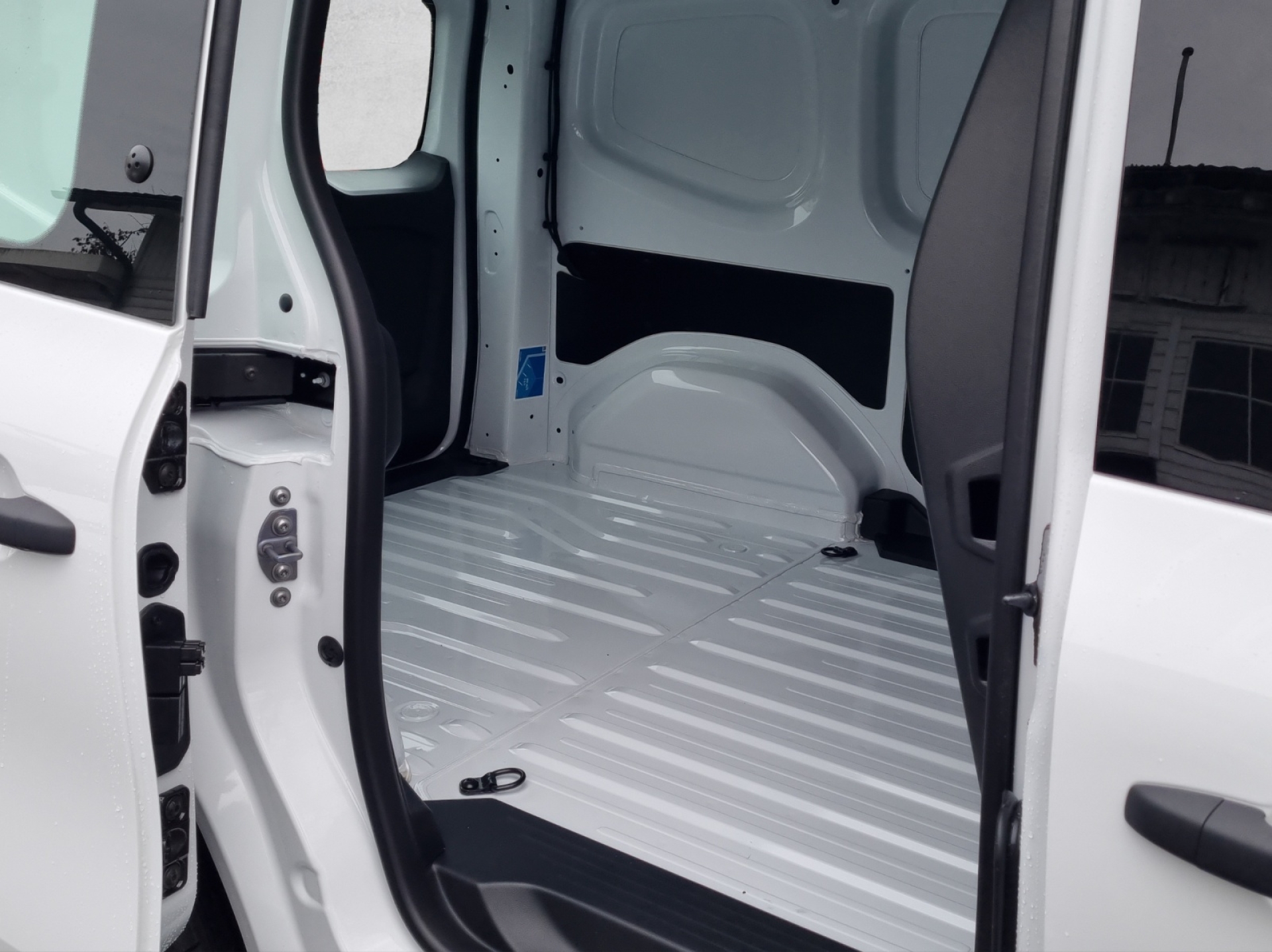 RENAULT Kangoo Van EXTRA 1.5 Blue dCi 115 EDC-image-9