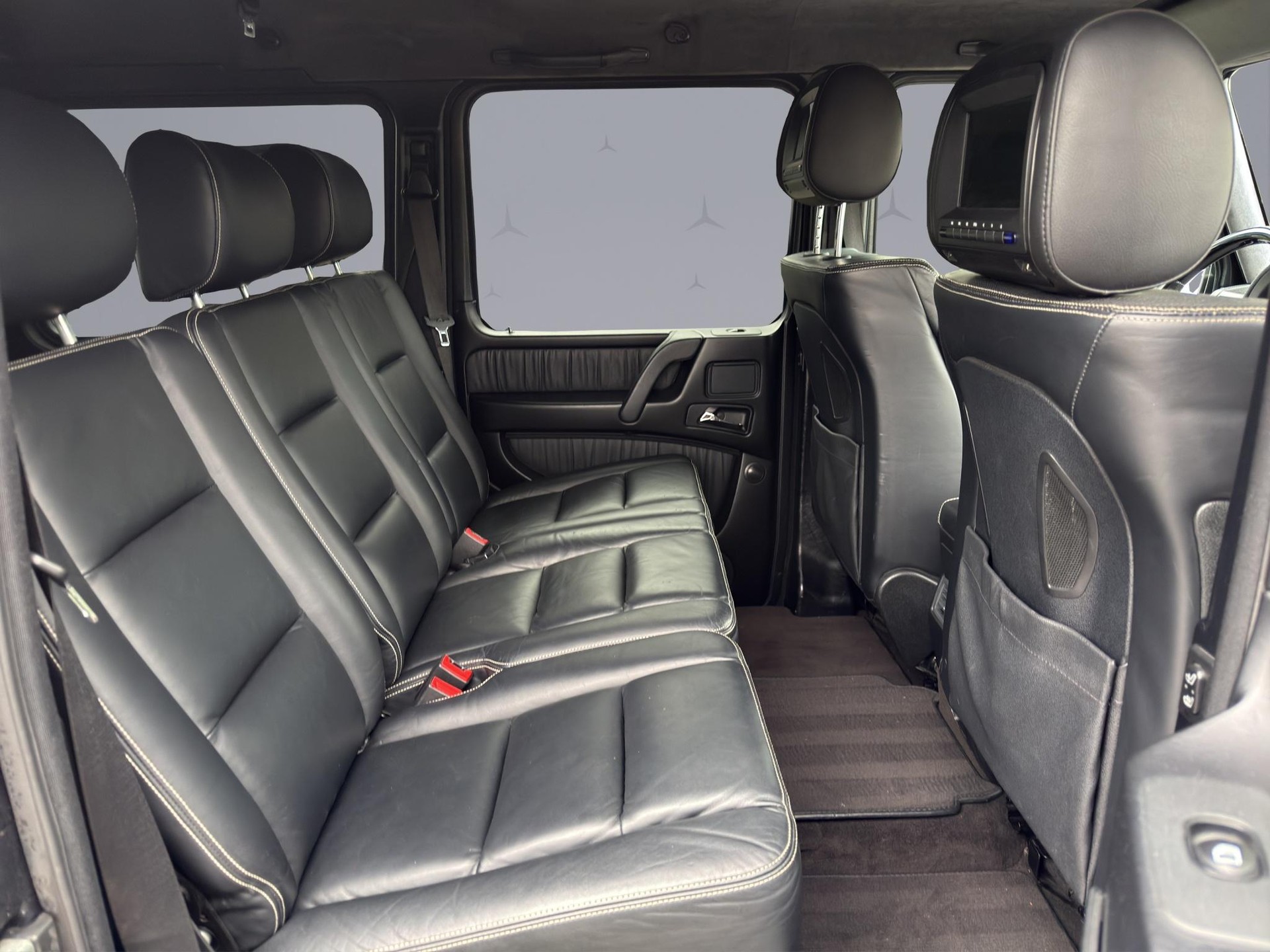 MERCEDES-BENZ G 55 AMG lang Wagon-image-17
