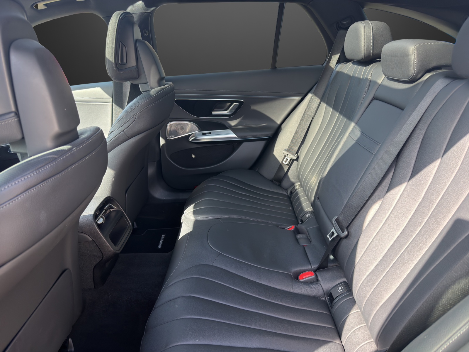 MERCEDES-BENZ E 200 T 9G-Tronic 4Matic-image-11