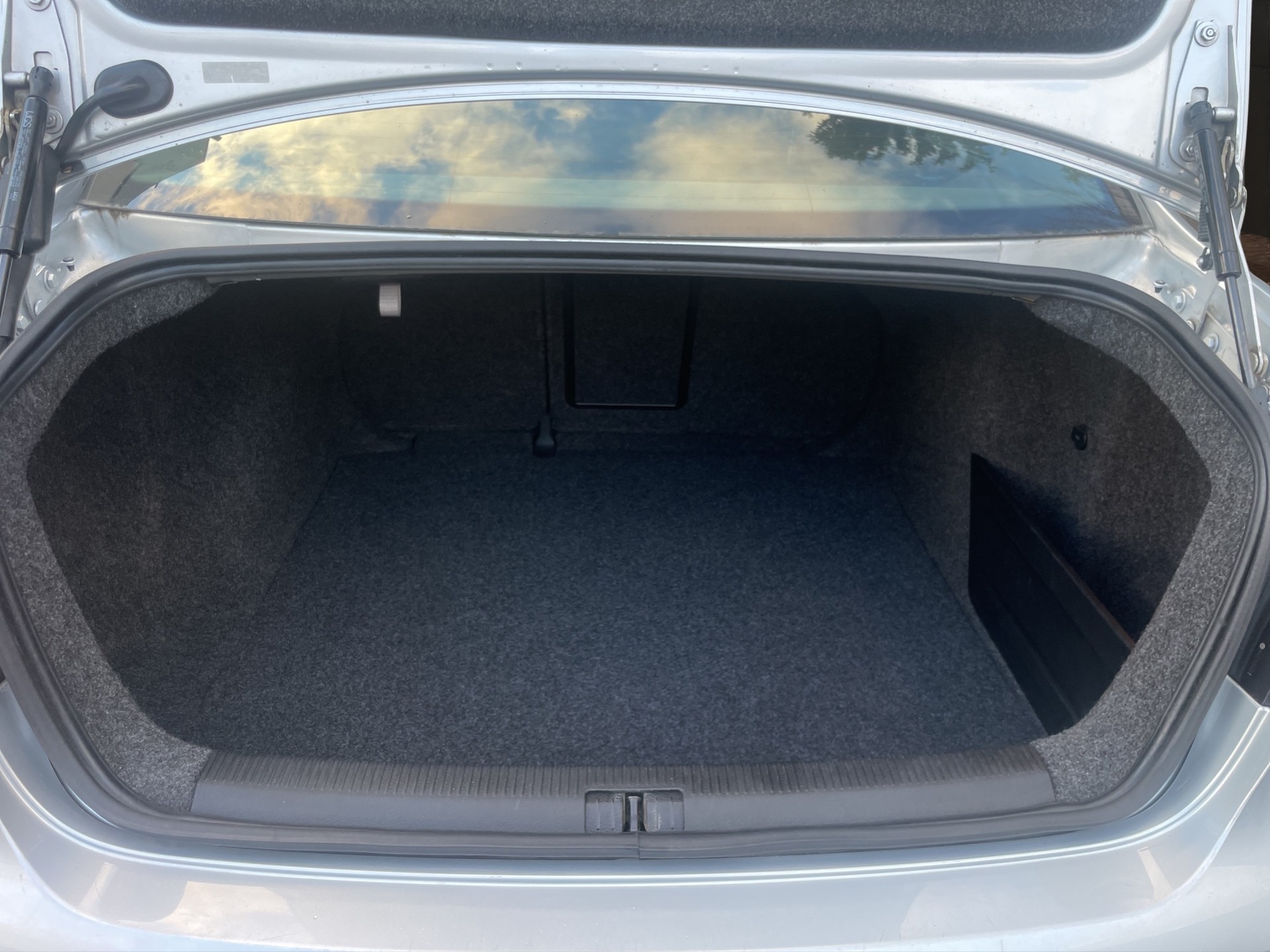 VW Jetta 1.4 TSI Comfortline DSG-image-14