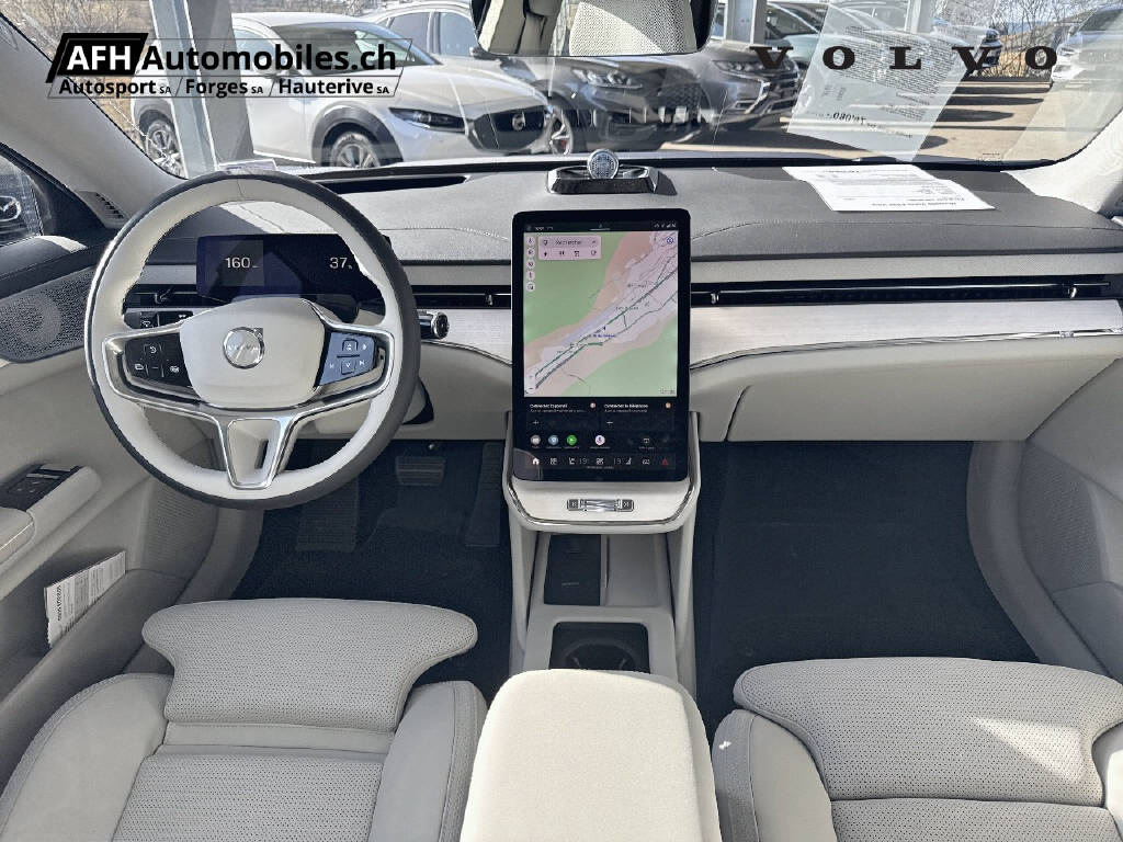 VOLVO ES90 Ultra-image-17