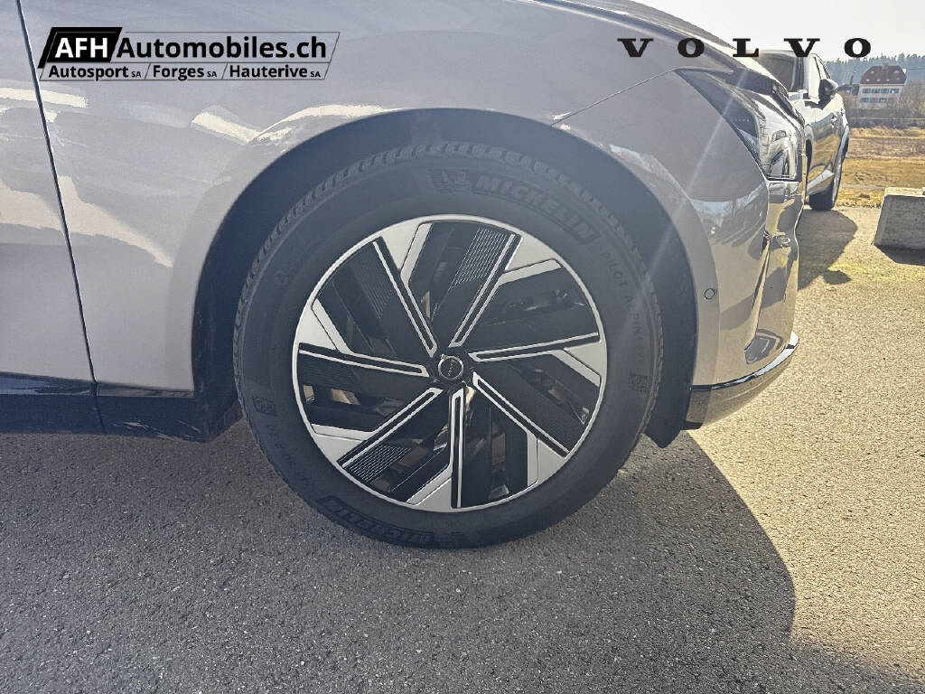 VOLVO ES90 Ultra-image-16