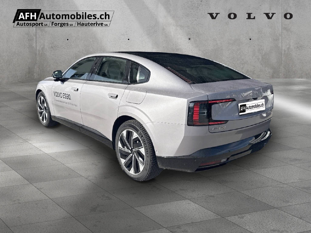 VOLVO ES90 Ultra-showroom-element-2