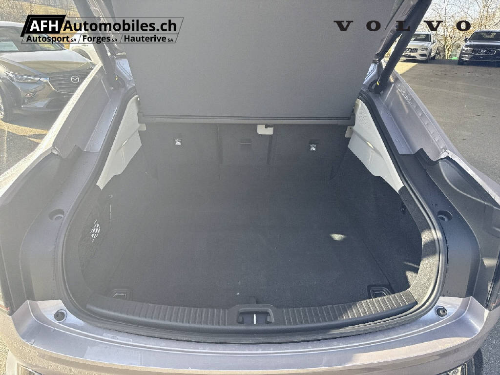 VOLVO ES90 Ultra-image-9