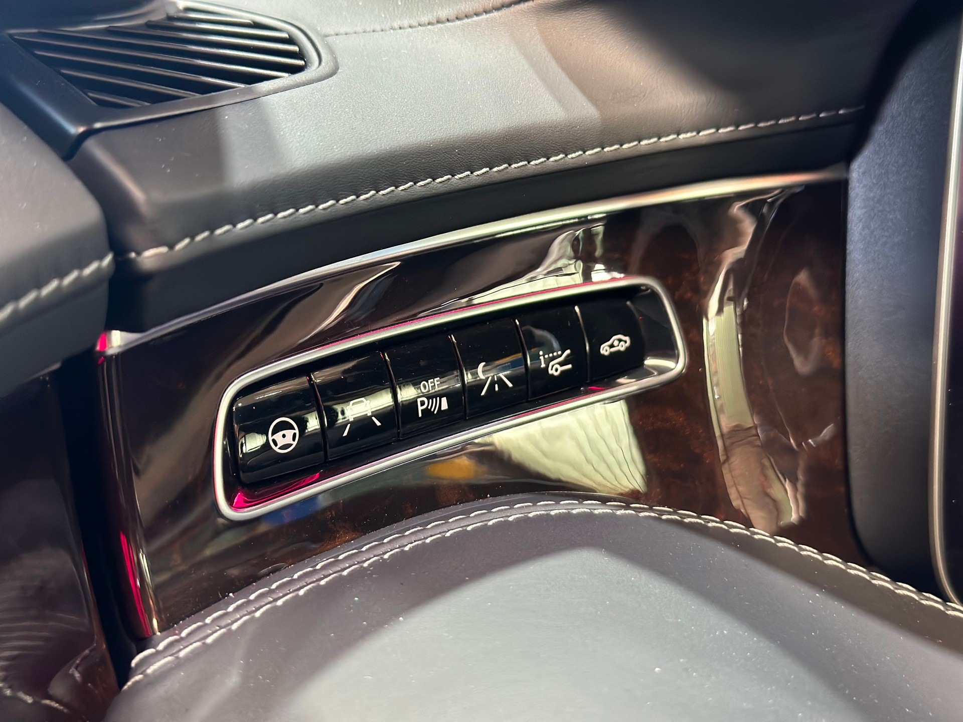 MERCEDES-BENZ S 65 AMG Cabriolet Speedshift 7G-Tronic-image-18