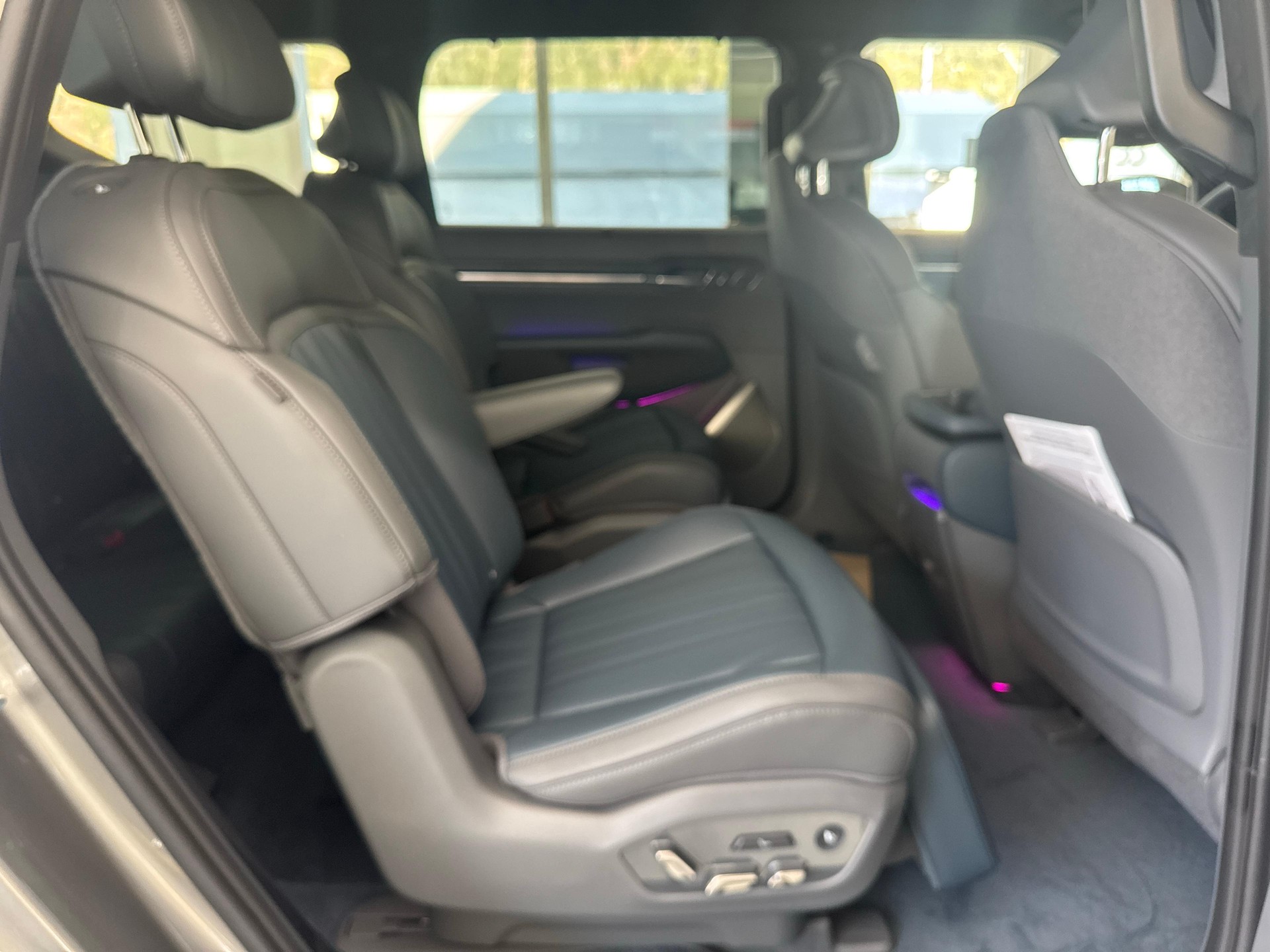 KIA EV9 99.8 kWh GT-Line 4x4 Relaxation 6P-image-10