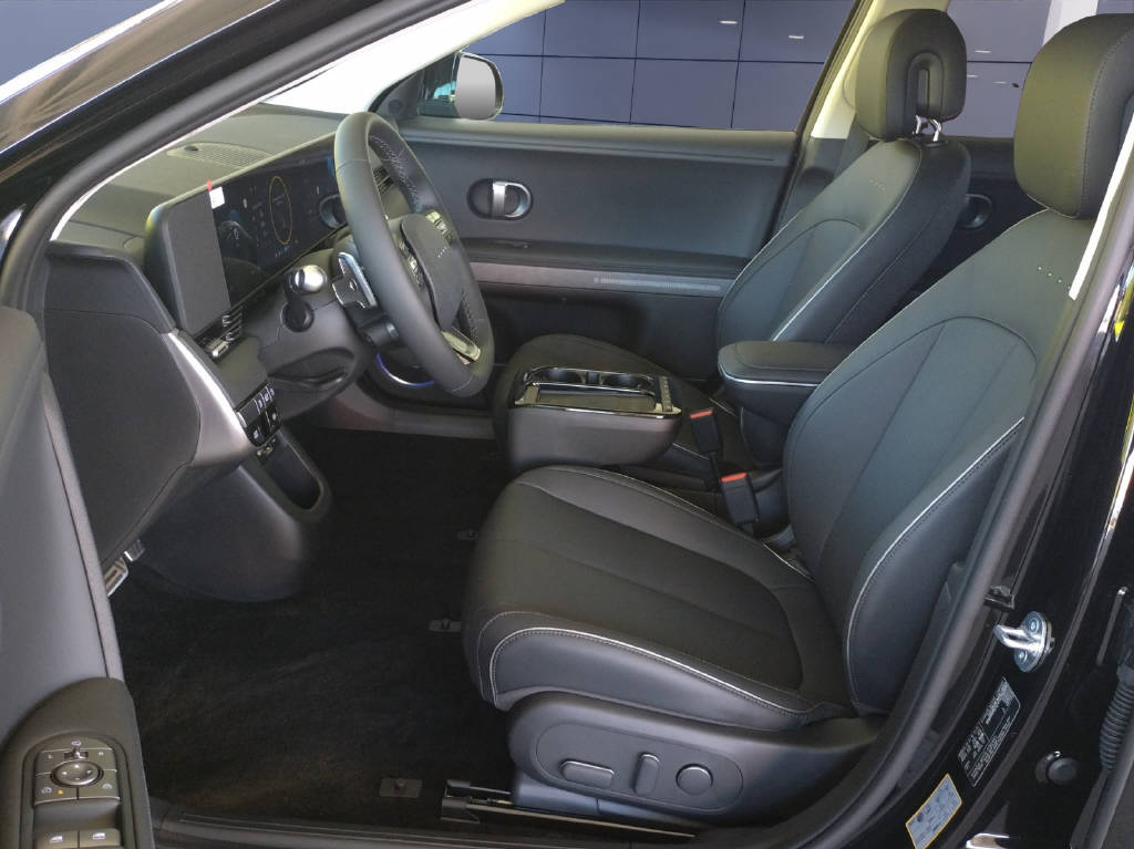 HYUNDAI IONIQ 5 Amplia 84 KWH 4WD-image-9