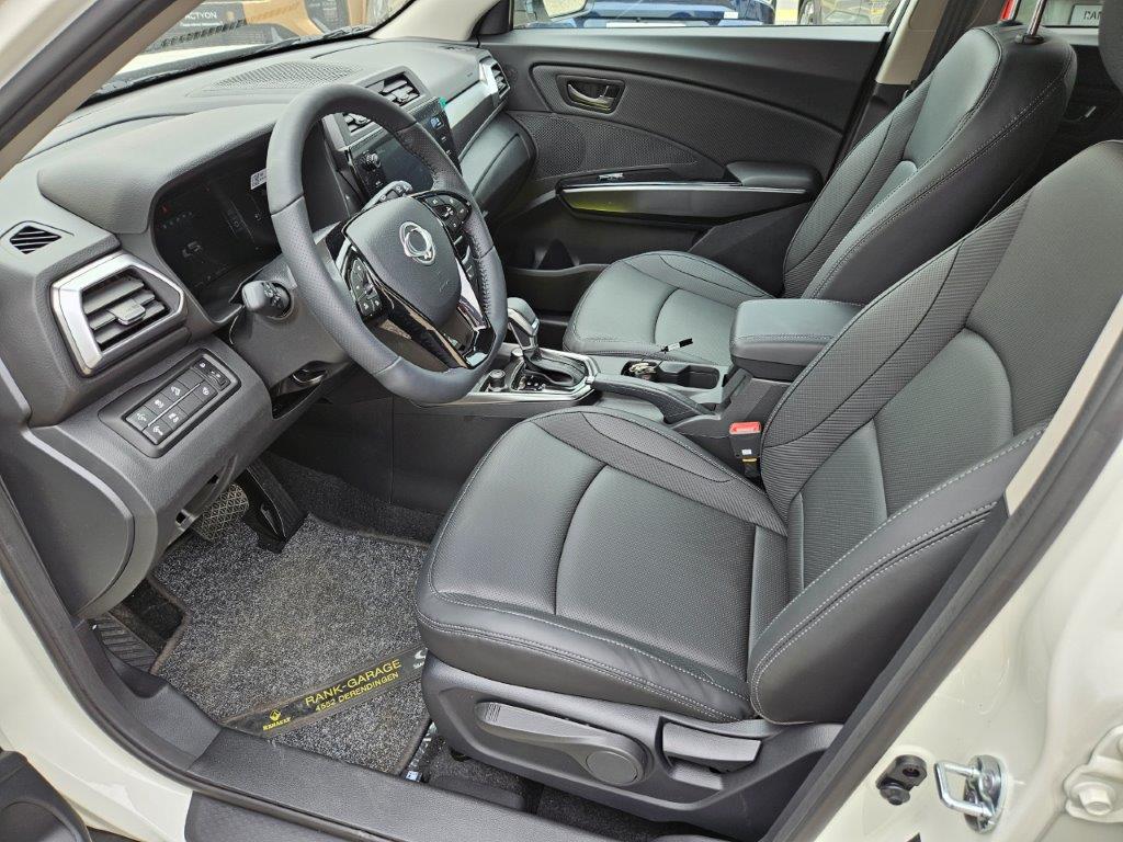 KGM-SsangYong Tivoli 1.5 T-Gdi Platinum 4WD-image-6