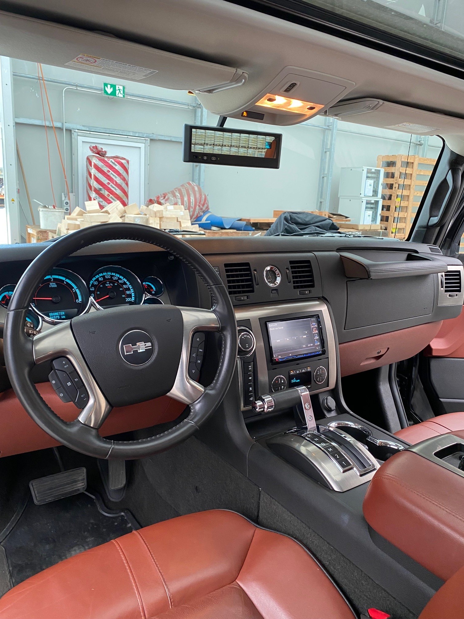 HUMMER Pick-up-image-1