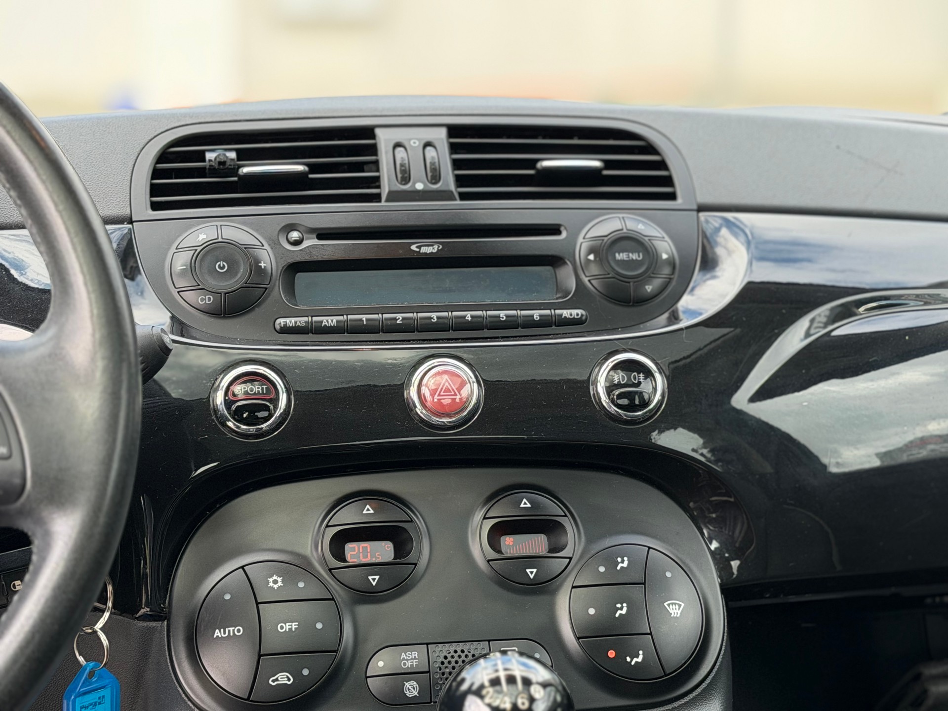FIAT 500 0.9 Twinair Turbo Ron Arad Edition-image-9