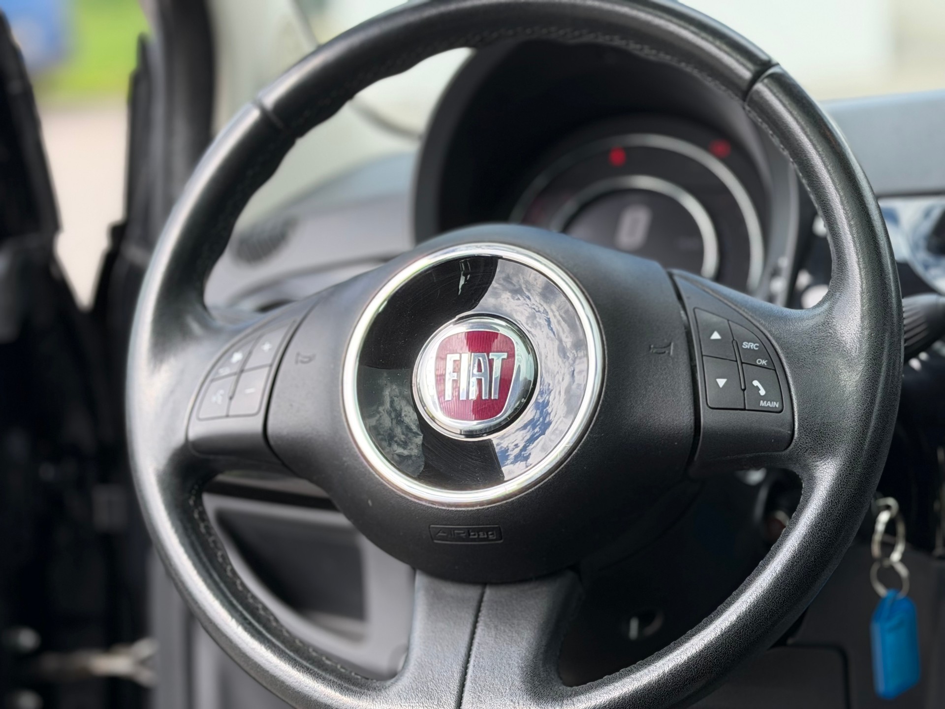 FIAT 500 0.9 Twinair Turbo Ron Arad Edition-image-8
