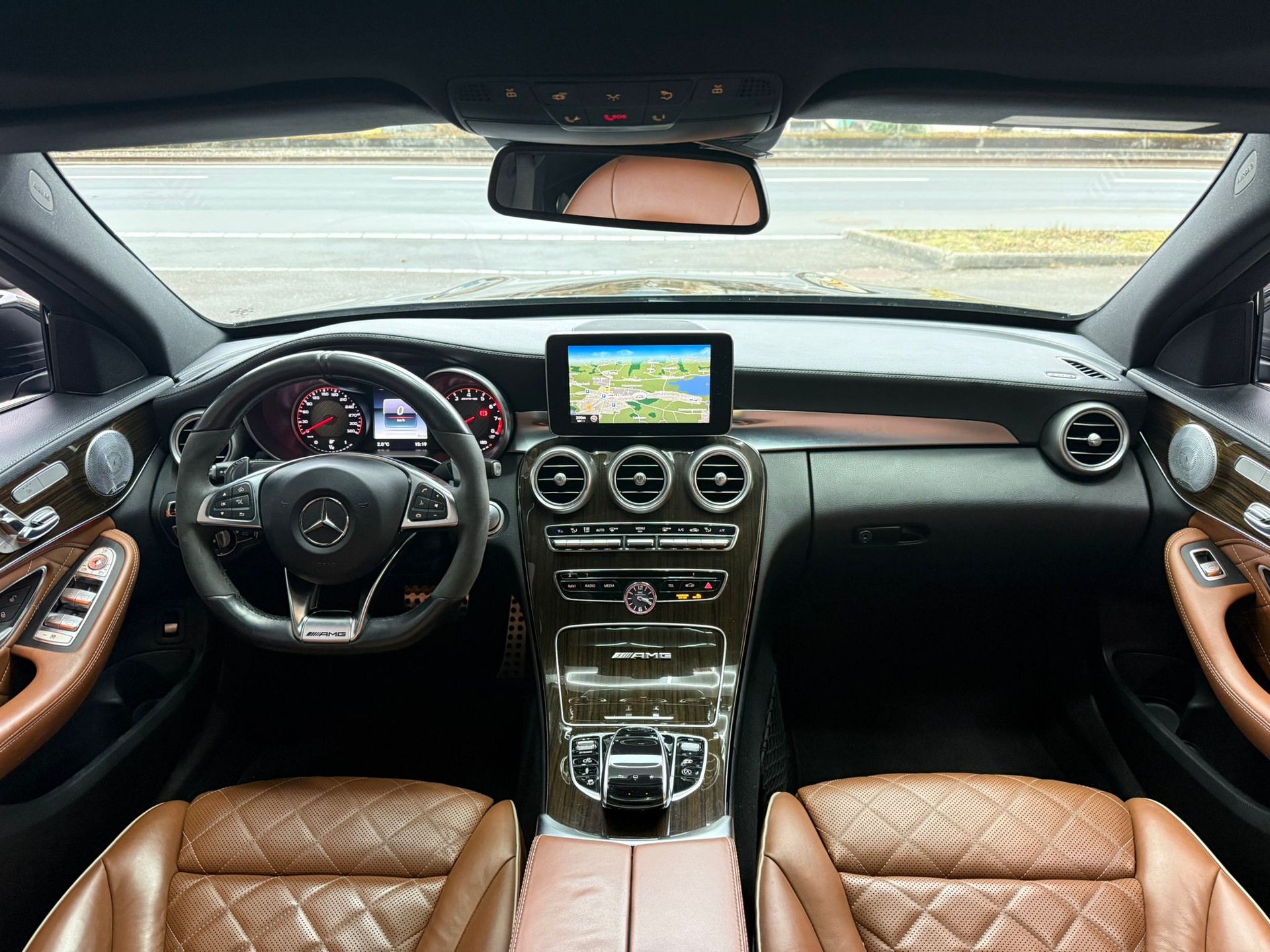 MERCEDES-BENZ C 63 S AMG Speedshift-image-26