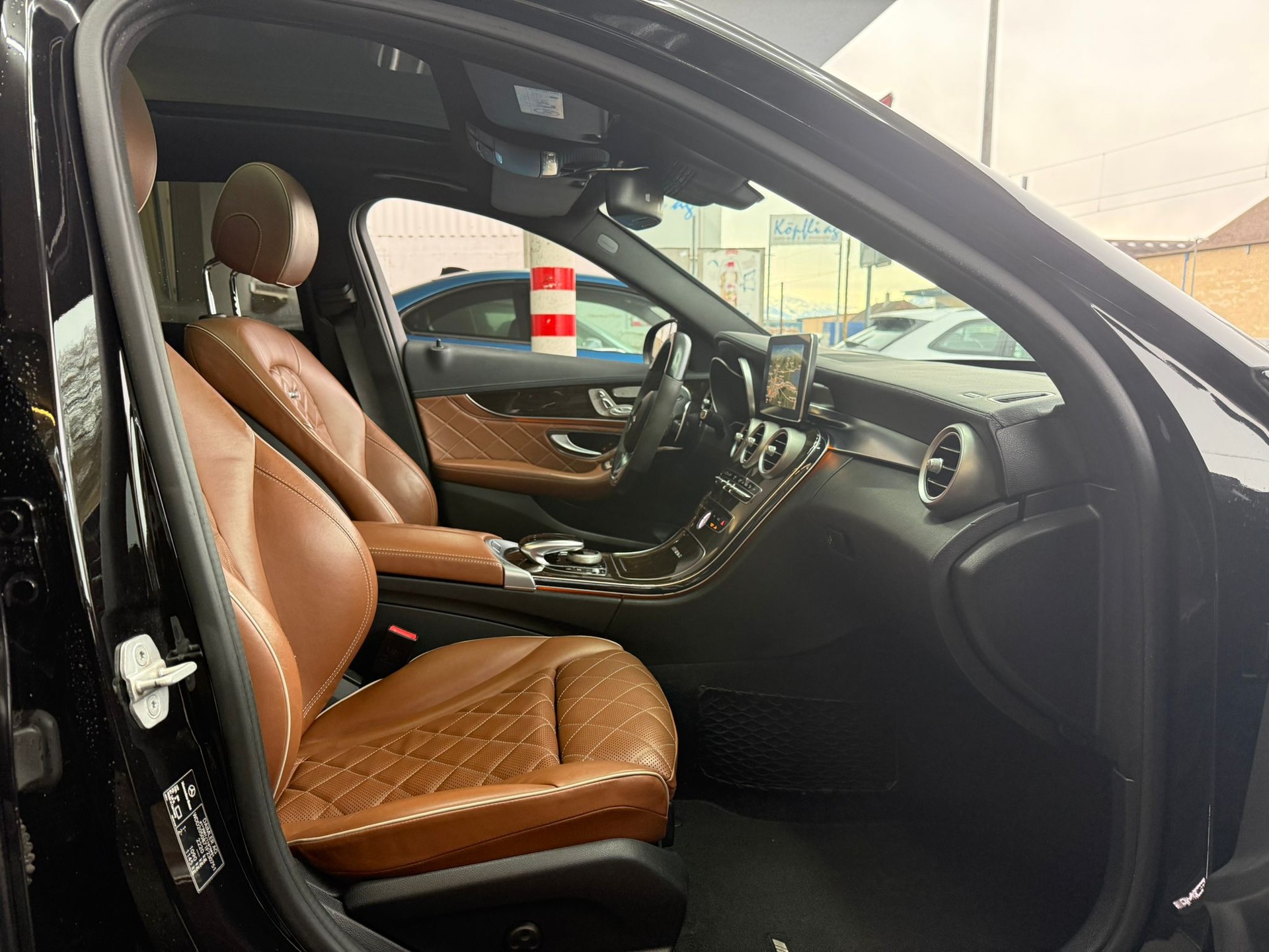MERCEDES-BENZ C 63 S AMG Speedshift-image-22