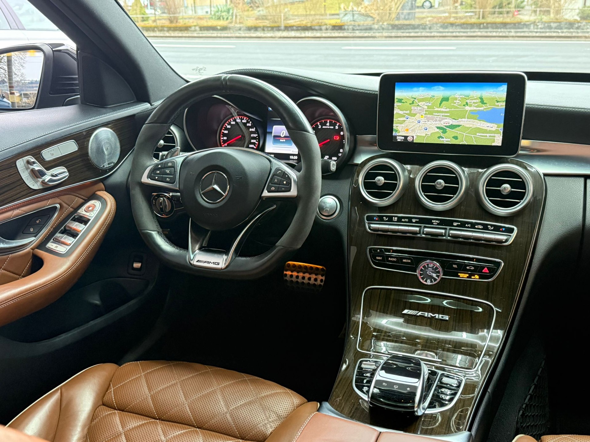 MERCEDES-BENZ C 63 S AMG Speedshift-image-27