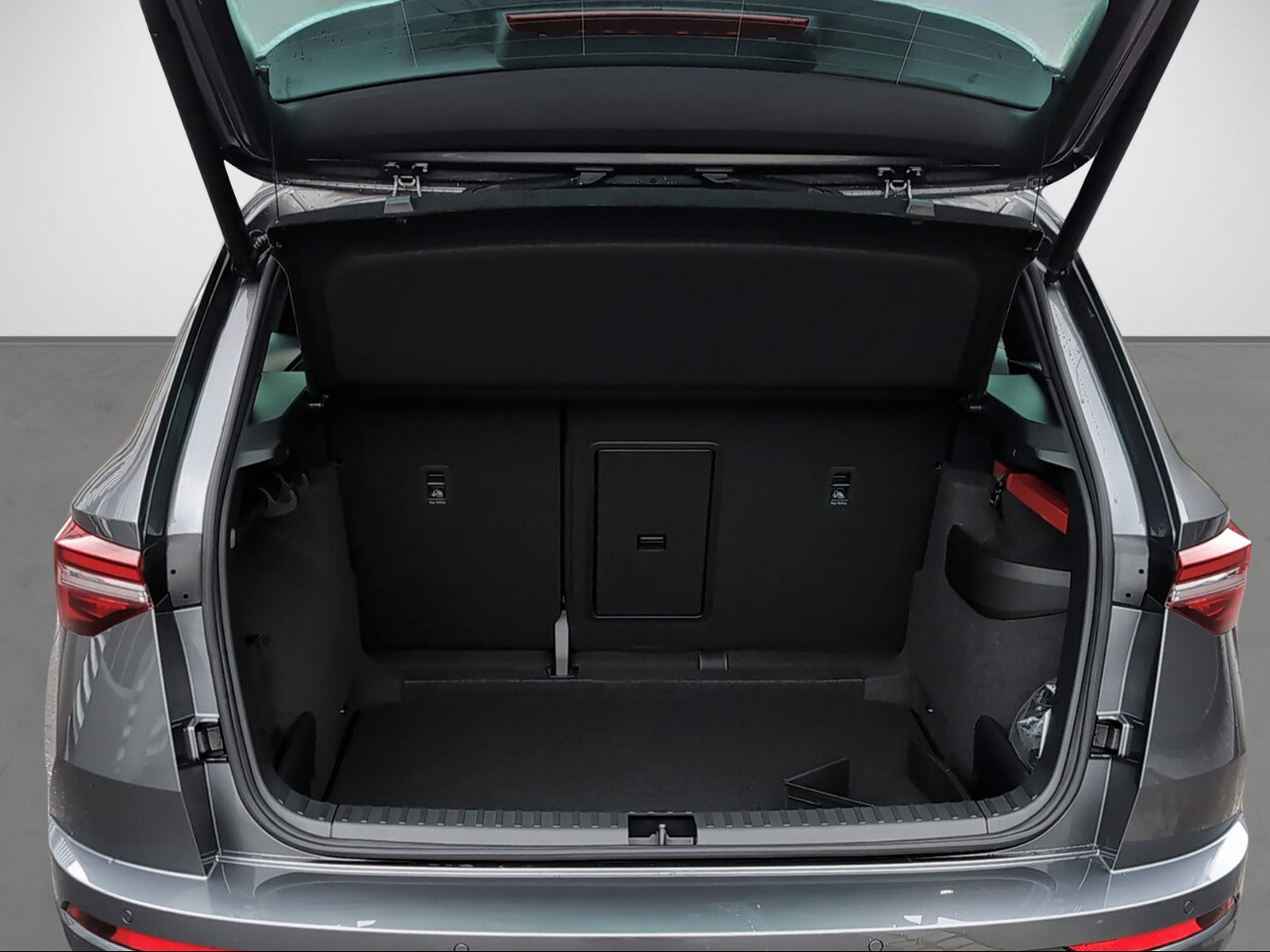 SKODA Karoq 2.0 TSI SportLine 4x4 DSG-image-11