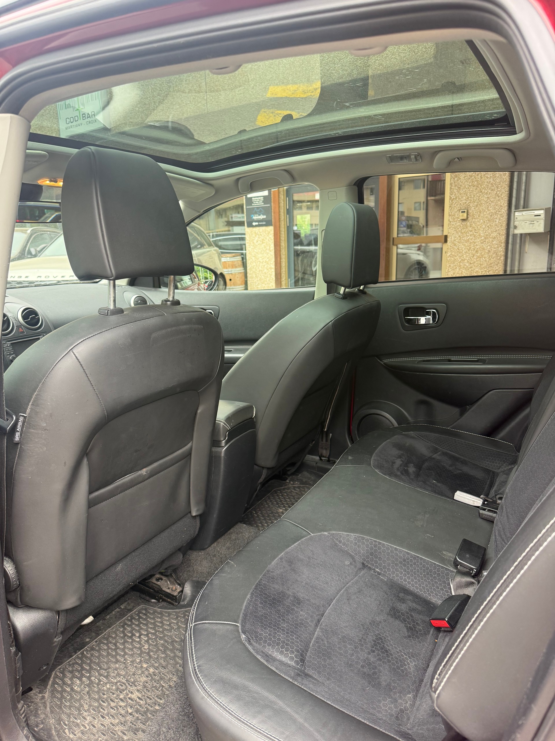 NISSAN Qashqai 2.0 4WD 360-image-9