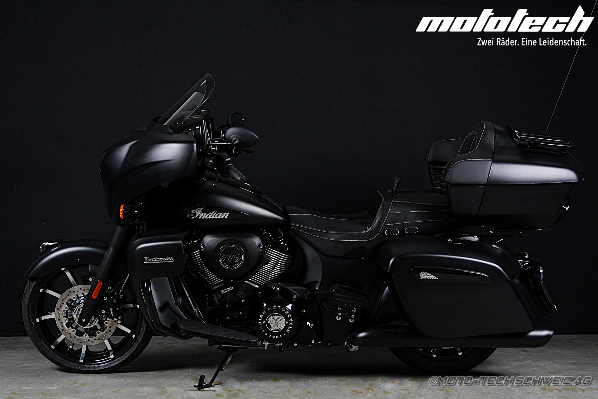 INDIAN Roadmaster Dark Horse-image-3