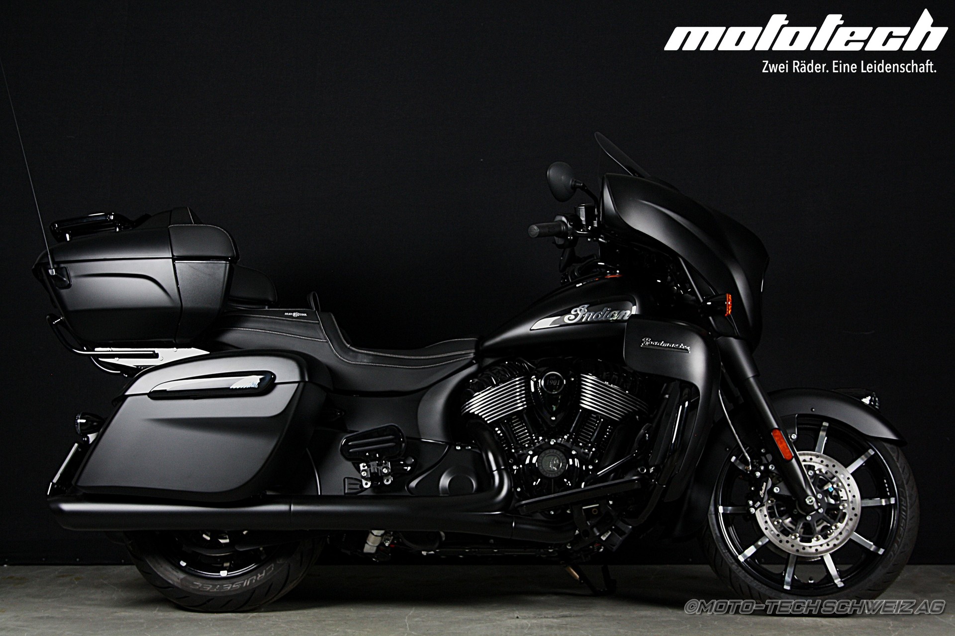 INDIAN Roadmaster Dark Horse-image-0