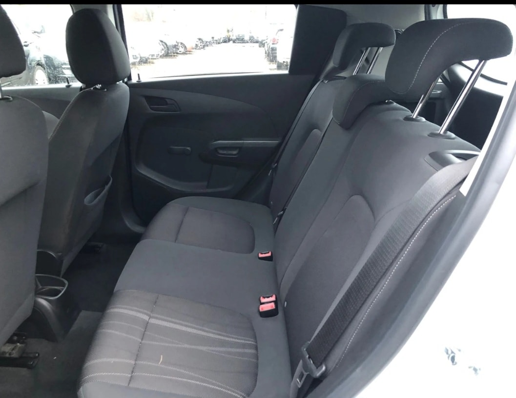CHEVROLET Aveo 1.4 LT Automatic-image-11
