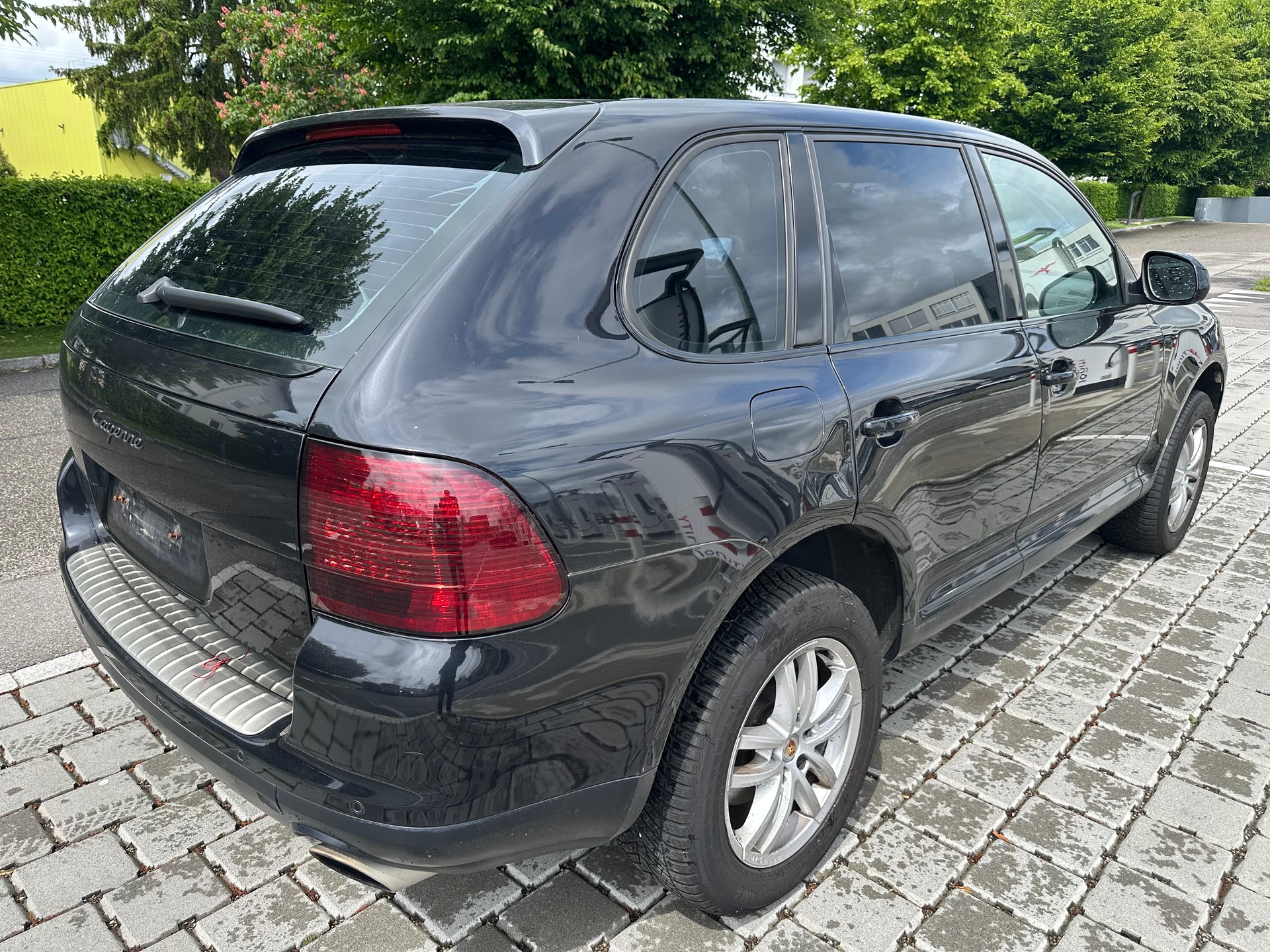 PORSCHE Cayenne-image-3