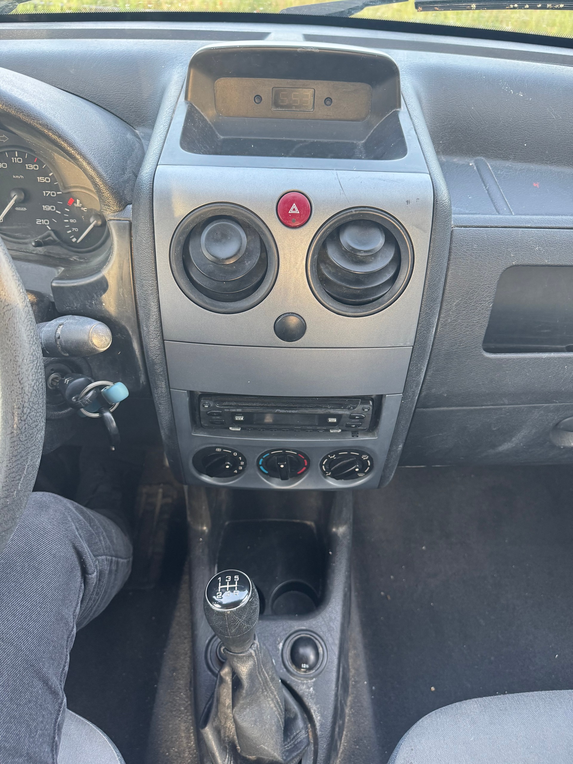 CITROEN Berlingo 1.4 600-image-9