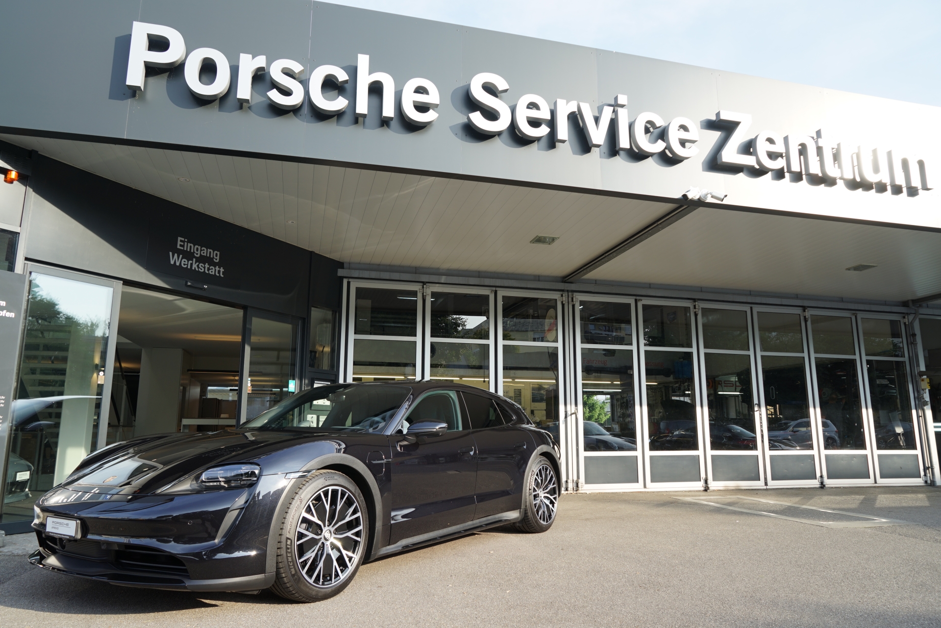 PORSCHE Taycan 4 Cross Turismo