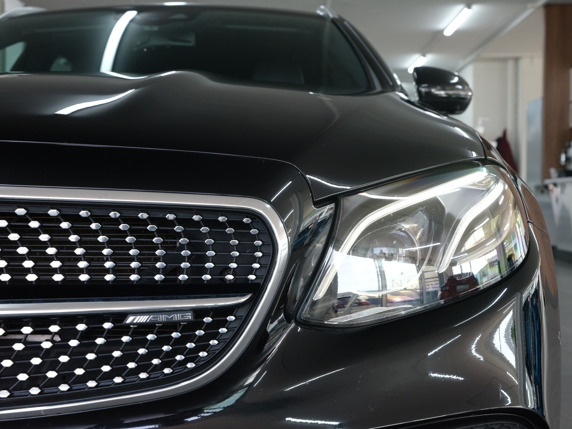 MERCEDES-BENZ E 53 AMG 4Matic 9G-Tronic *Edition One* *Memory Packet* *Panorama*-image-12