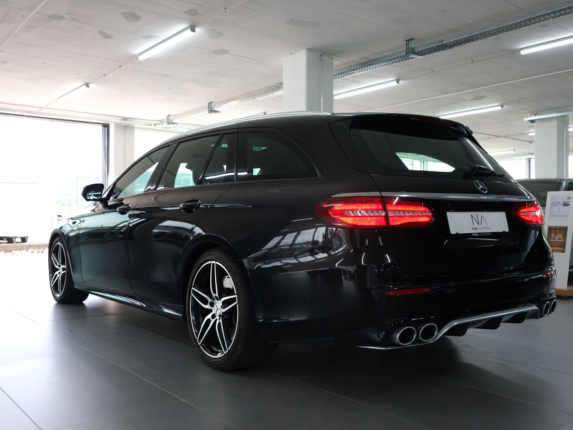 MERCEDES-BENZ E 53 AMG 4Matic 9G-Tronic *Edition One* *Memory Packet* *Panorama*-image-4