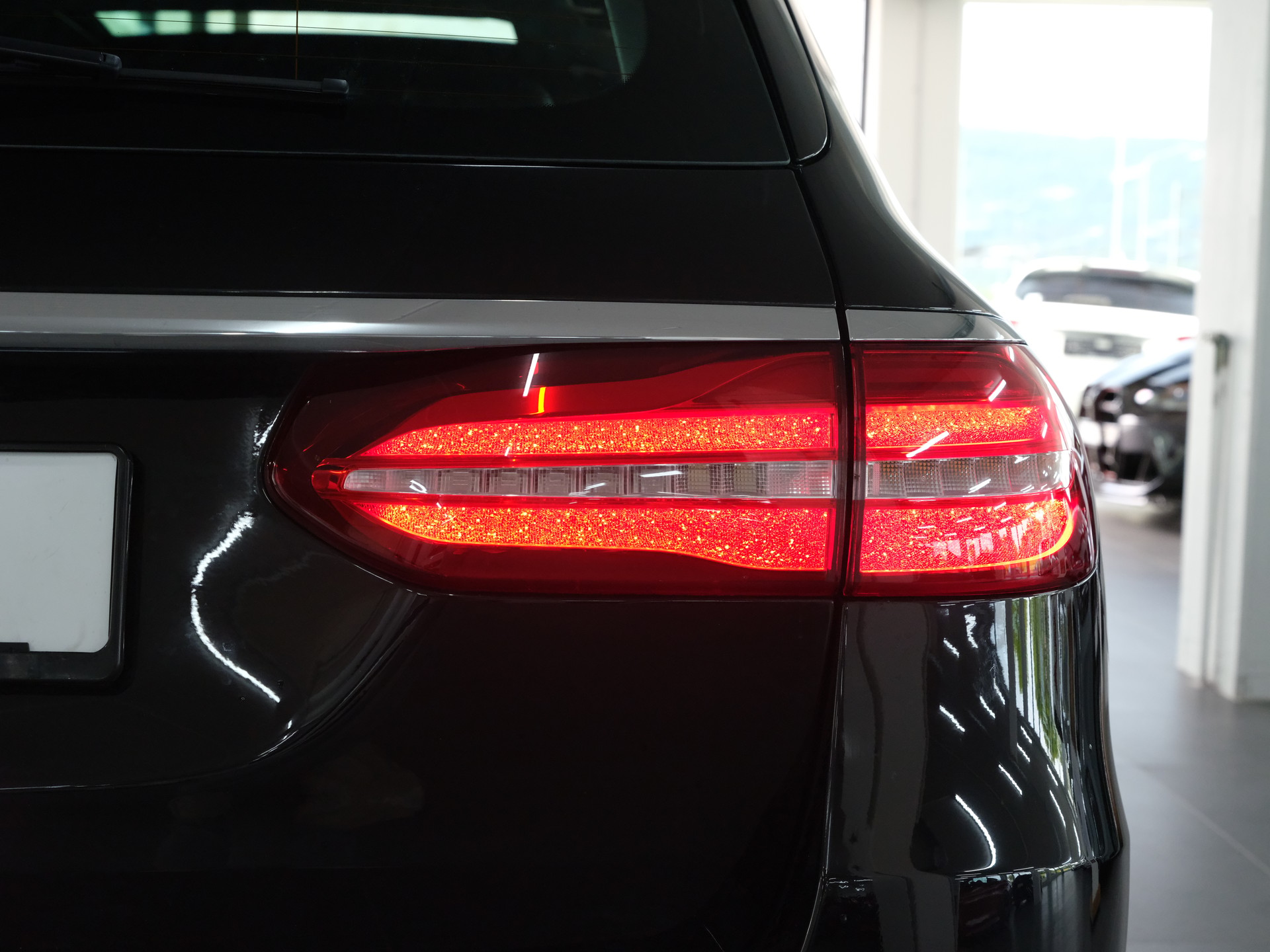 MERCEDES-BENZ E 53 AMG 4Matic 9G-Tronic *Edition One* *Memory Packet* *Panorama*-image-16