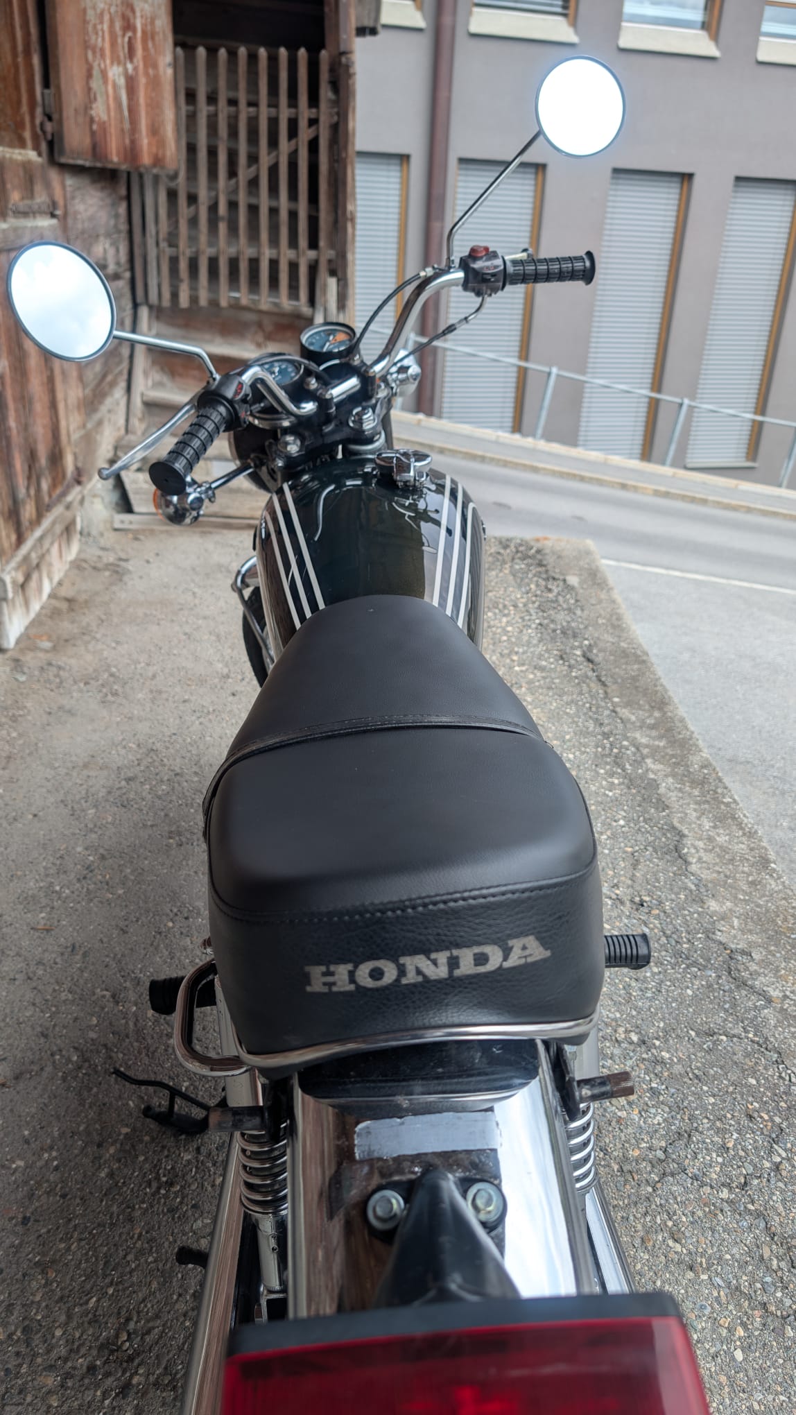 HONDA CB250 K4-image-4