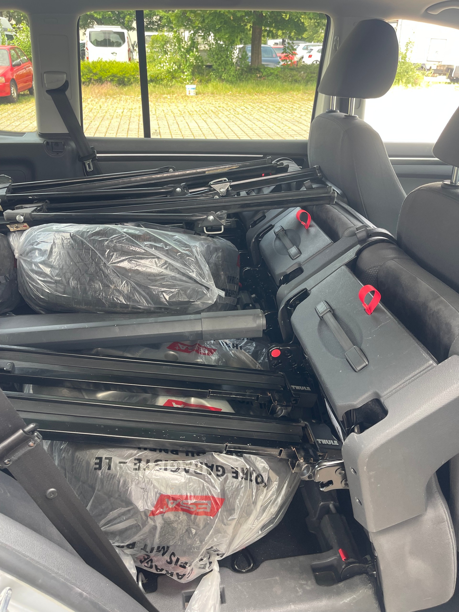 VW Touran 1.4 TSI EcoFuel Highline DSG-image-6