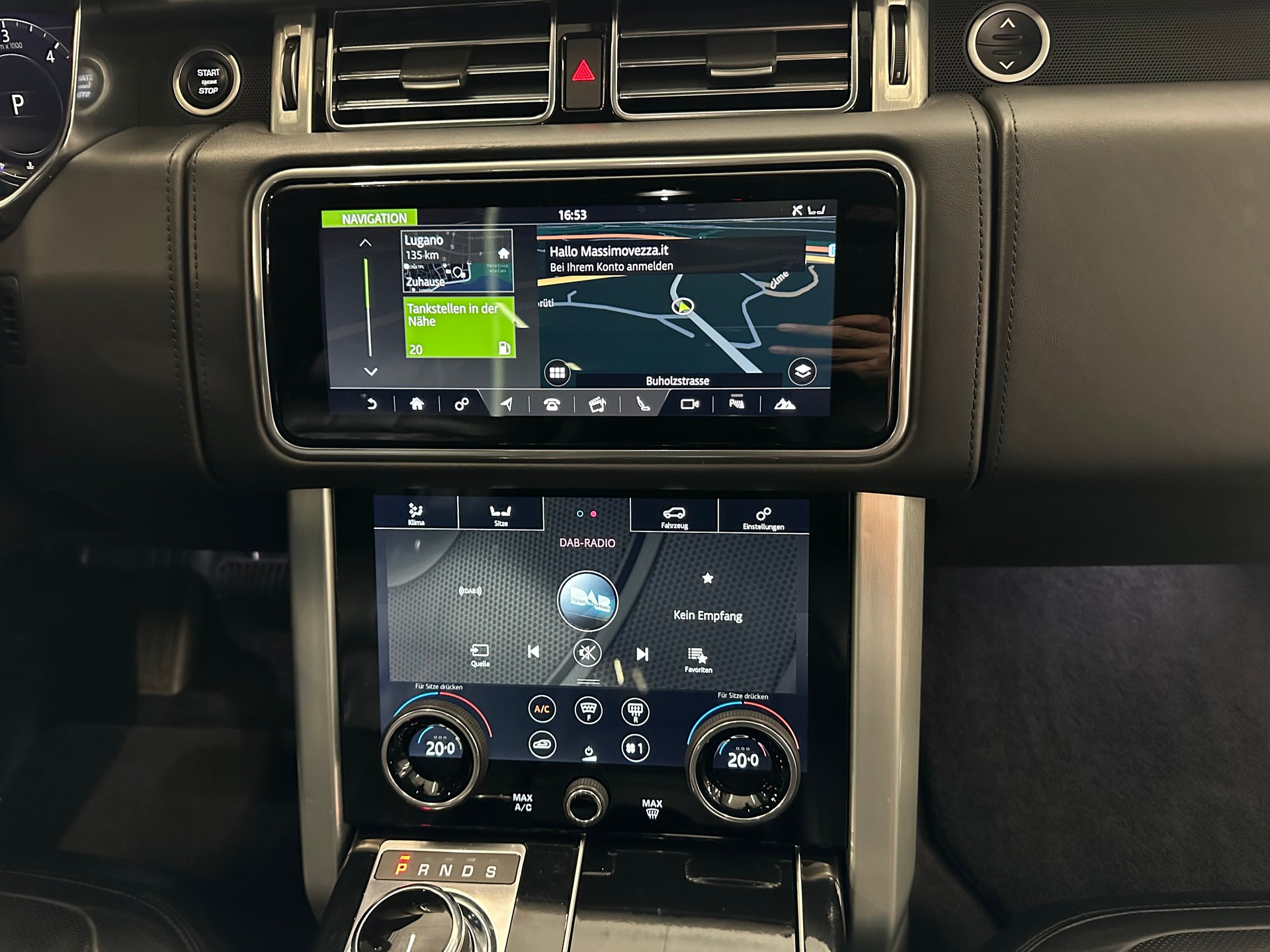 LAND ROVER Range Rover 4.4 SDV8 Autobiography Automatic-image-19