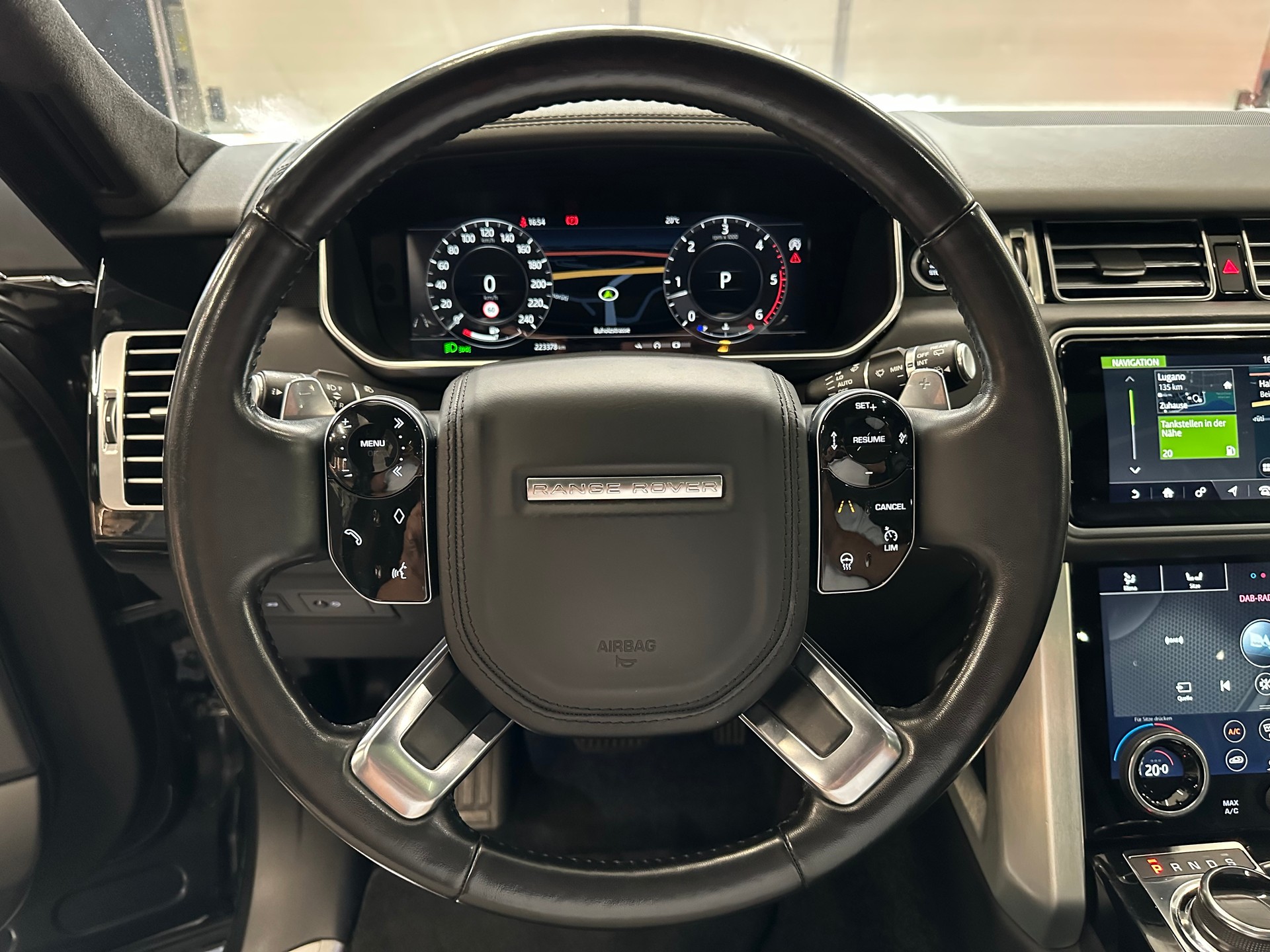 LAND ROVER Range Rover 4.4 SDV8 Autobiography Automatic-image-23