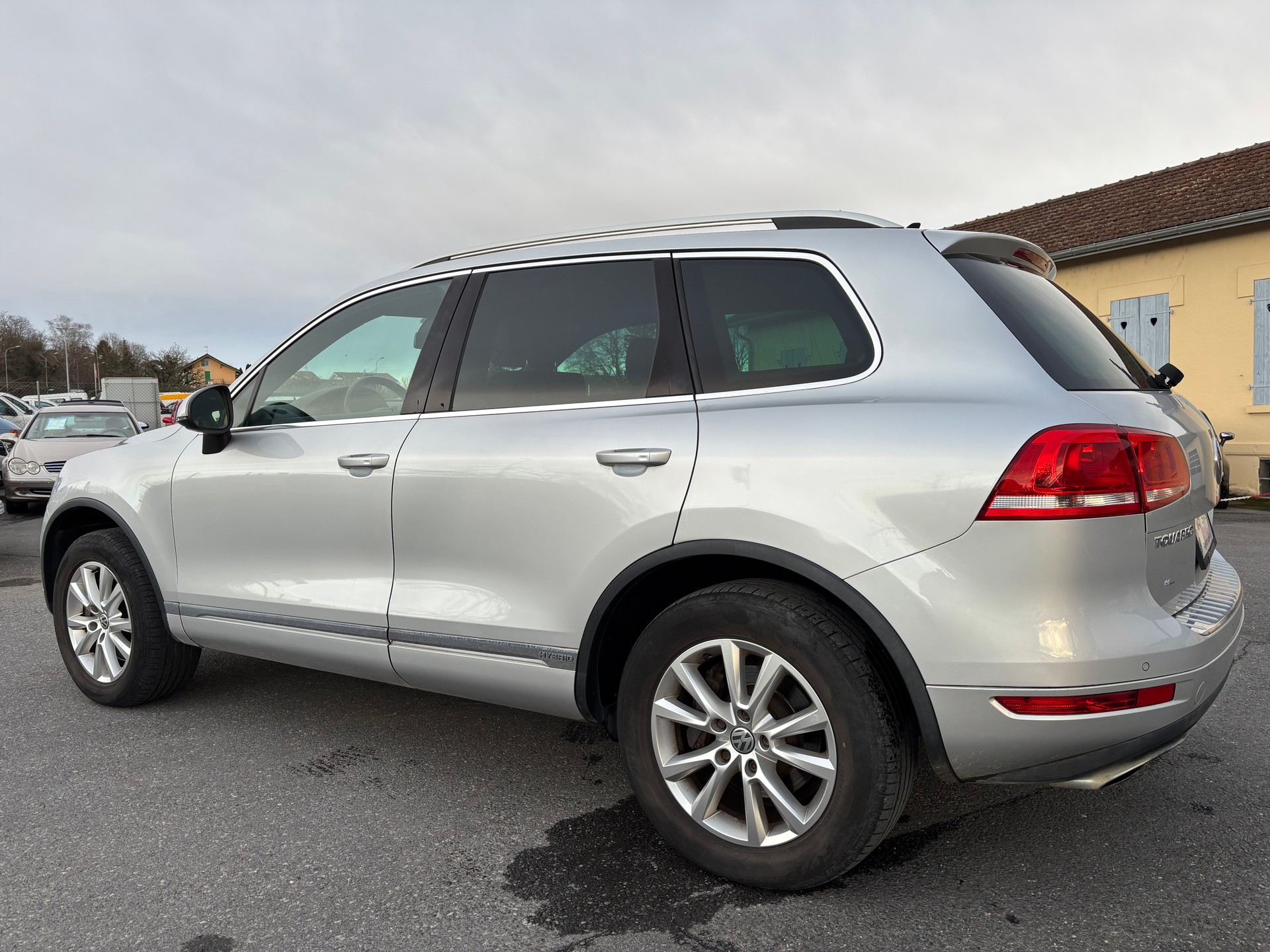 VW Touareg 3.0 TSI Hybrid Tiptronic-image-5